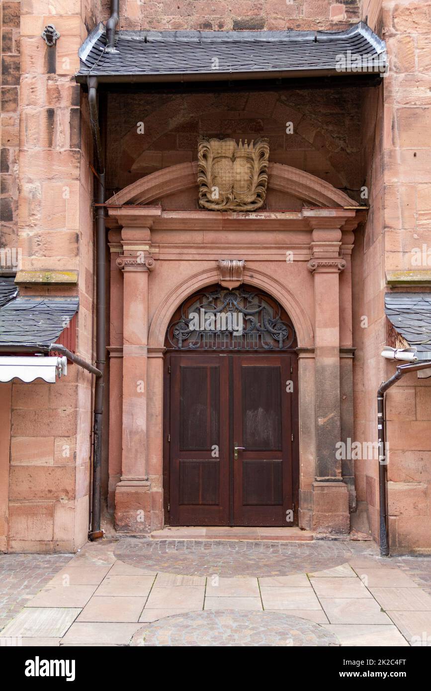 Historische Tür in Heidelberg Stockfoto