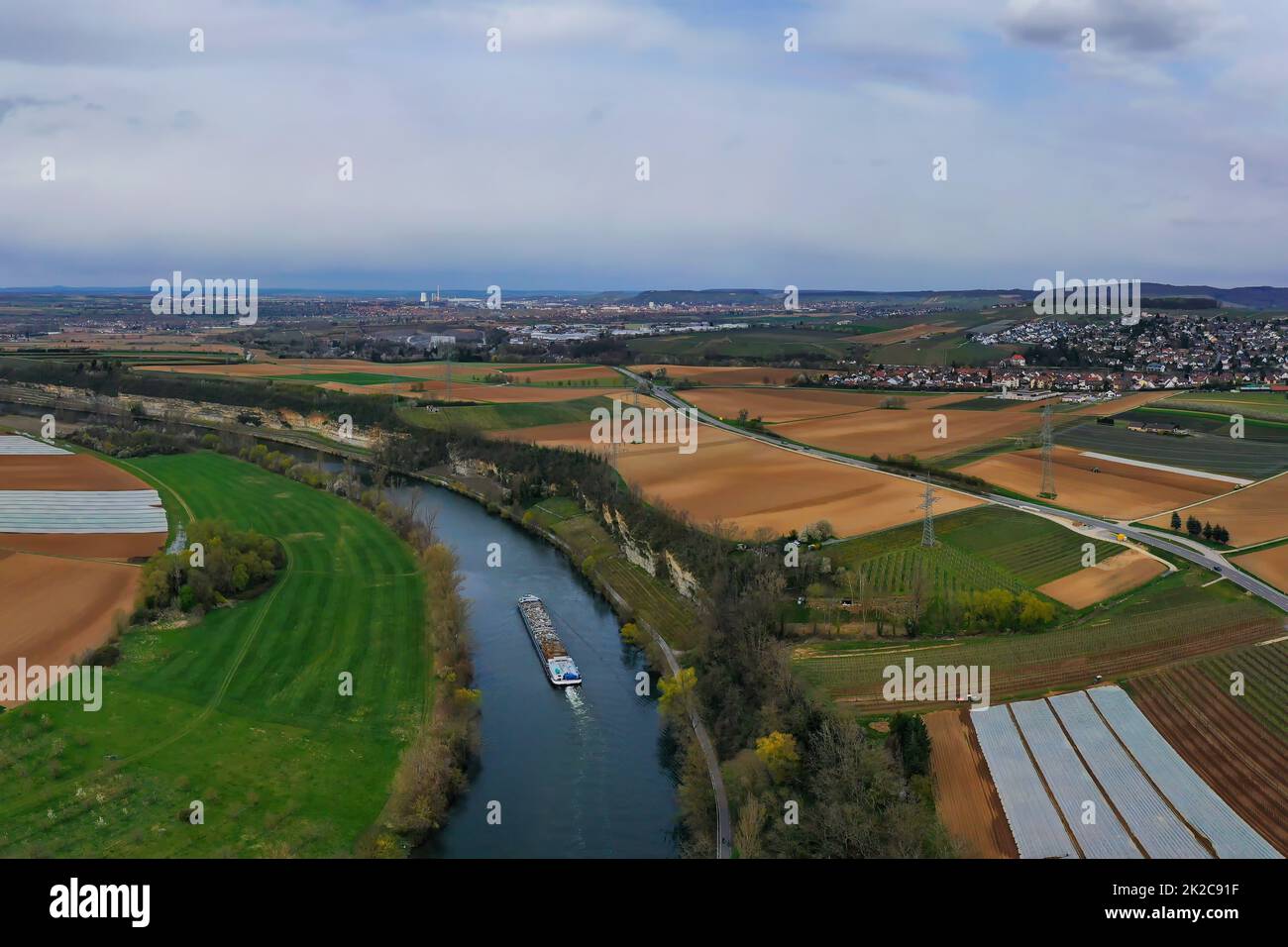 Luftaufnahme von Heilbronn bei bewölktem Wetter Stockfoto