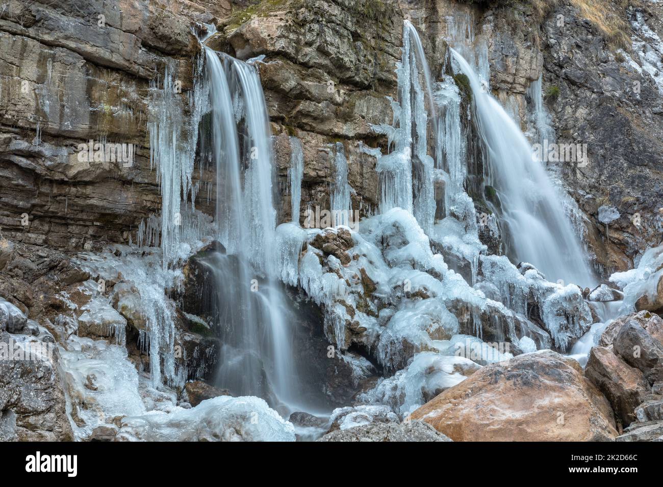 Kuhflucht Wasserfall in der Nähe von Grainau, Garmisch Partenkirchen im Winter Stockfoto