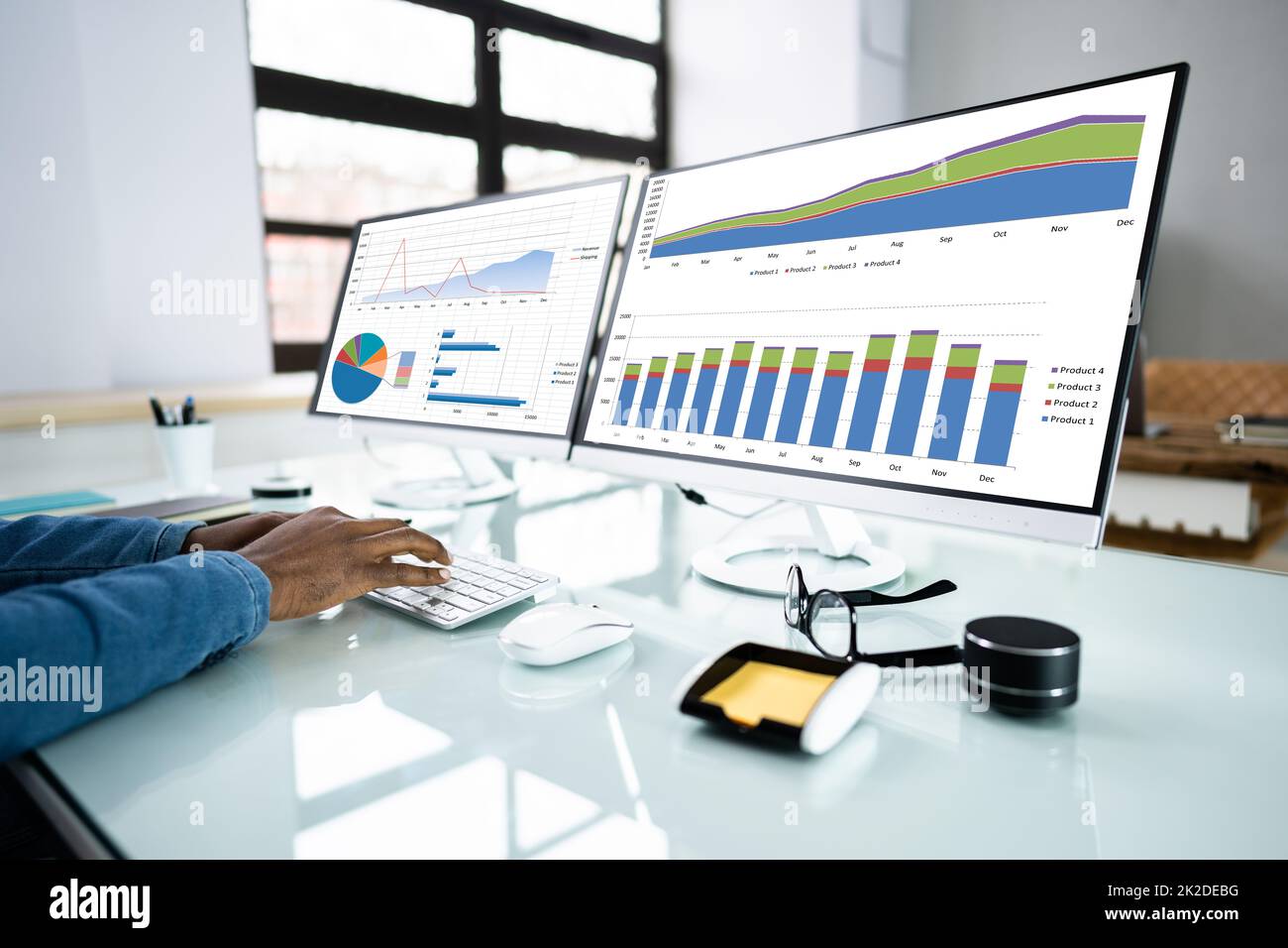 Afroamerikanischer Business Man Analyst Stockfoto