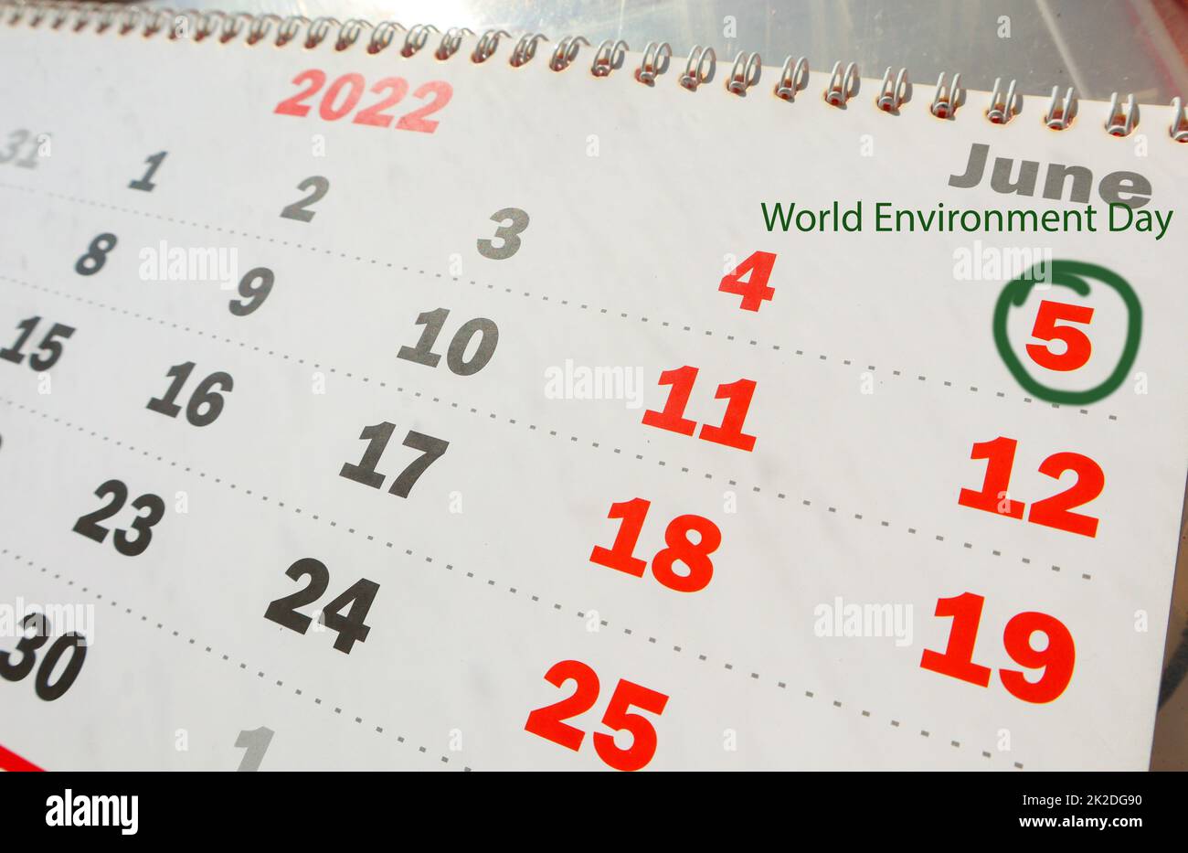 Wandkalender für Juni 2022 mit dem markierten Datum Juni 5 und dem Text Weltumwelttag Stockfoto