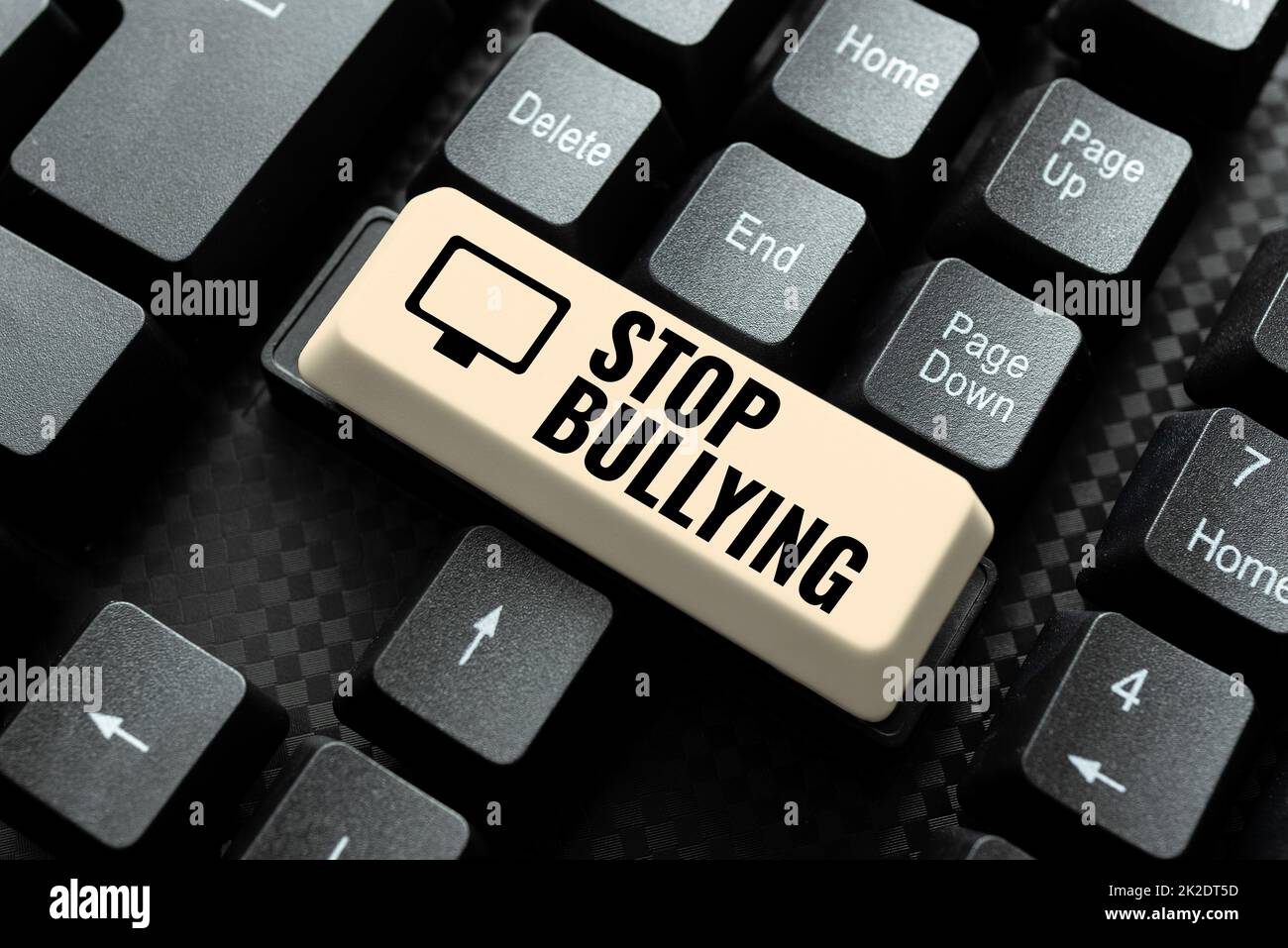 Konzeptionelle Anzeige „Stop Bullying“. Konzept bedeutet Kampf und Eliminierung dieses aggressiven, inakzeptablen Verhaltens Abstract Tippen Einer guten Restaurantbewertung, Bestellen von Speisen online Konzept Stockfoto
