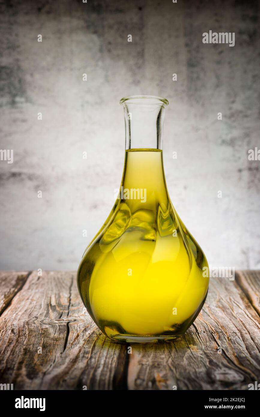 Olivenölflasche Stockfoto
