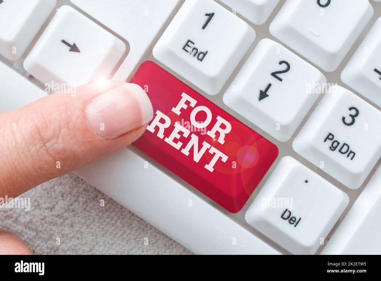 Inspiration mit Schild für Vermietung. Geschäftskonzept, wenn Sie eine Eigenschaft für den Einkauf vorübergehend verfügbar machen Online-Transaktionsverlauf durchsuchen, organisiertes Dateisystem erstellen Stockfoto