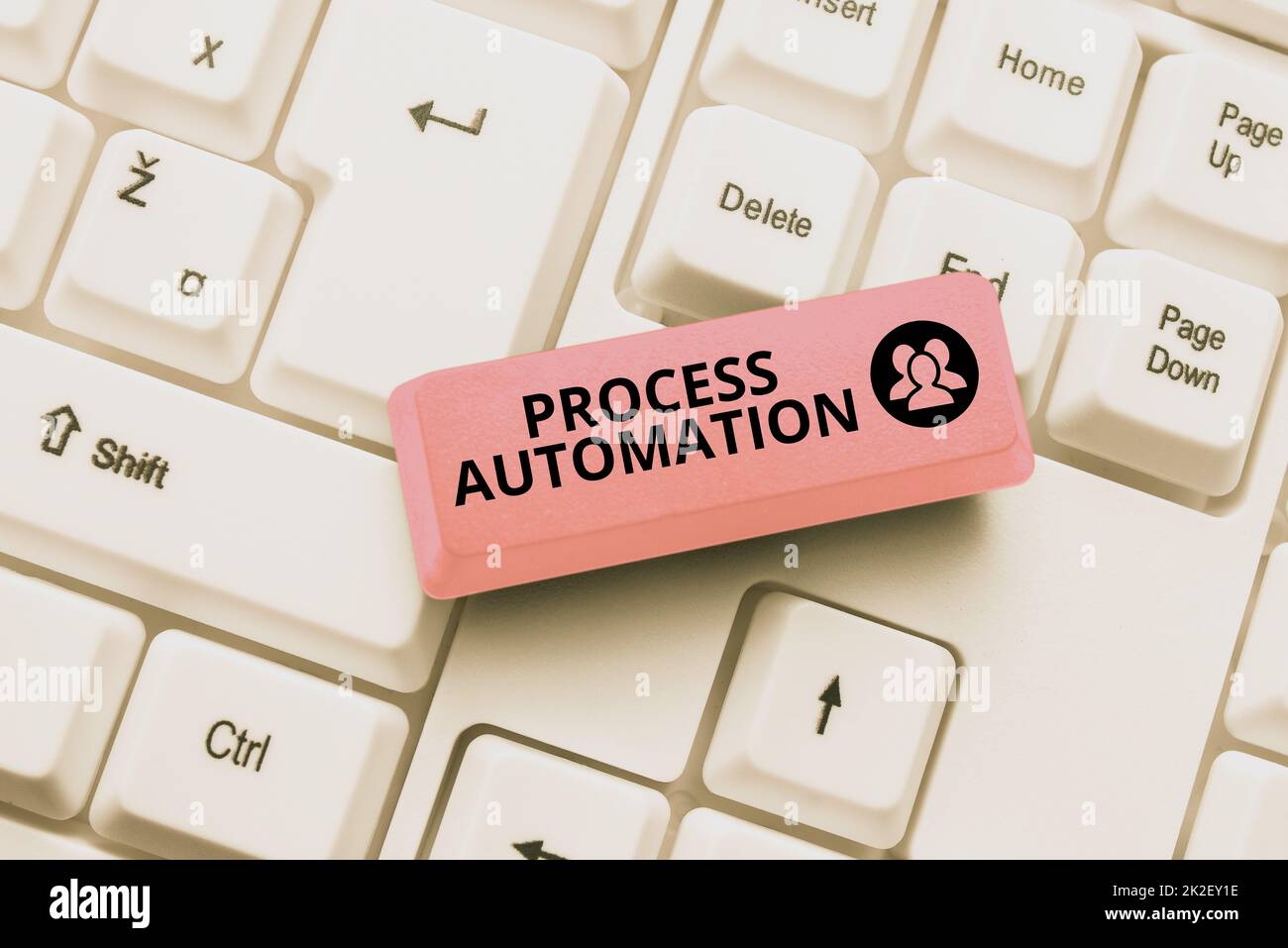 Text, der die Automatisierung des Inspirationsprozesses zeigt. Konzeptionelle Fototransformation optimierte Robotik zur Vermeidung von Redundanz Eingeben von Lektions- und Vorlesungsplänen, Schreiben von neuen Artikelseiten Stockfoto