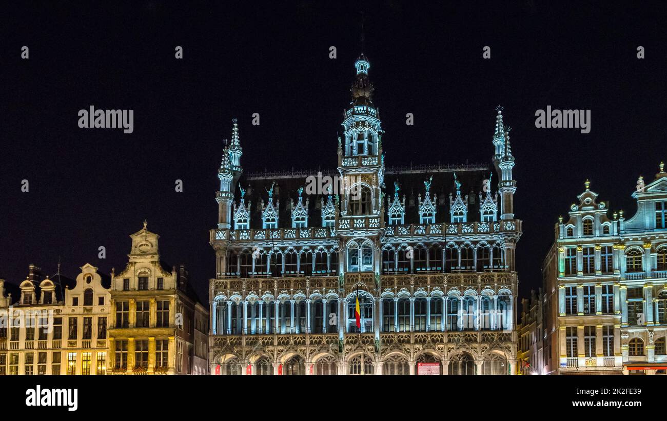 Wunderschöner Grand Place in Brüssel, Belgien, Nachtblick Stockfoto