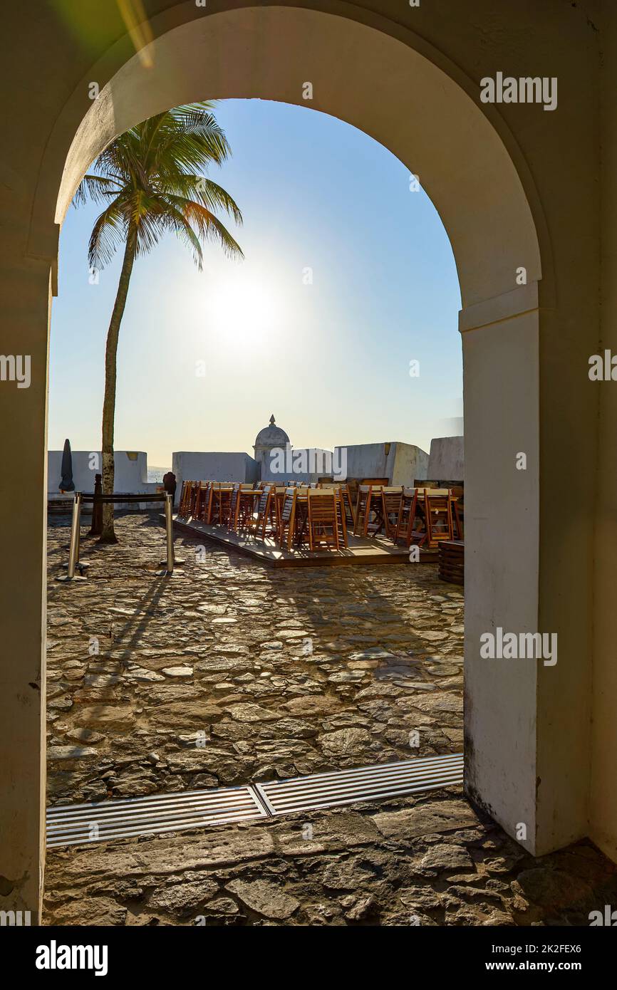 Das Innere einer alten Festung im Kolonialstil auf Salvador, Bahia Stockfoto