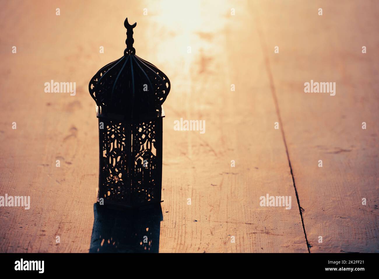 Festliche Grußkarte für den heiligen muslimischen Monat Ramadan Kareem. Stockfoto