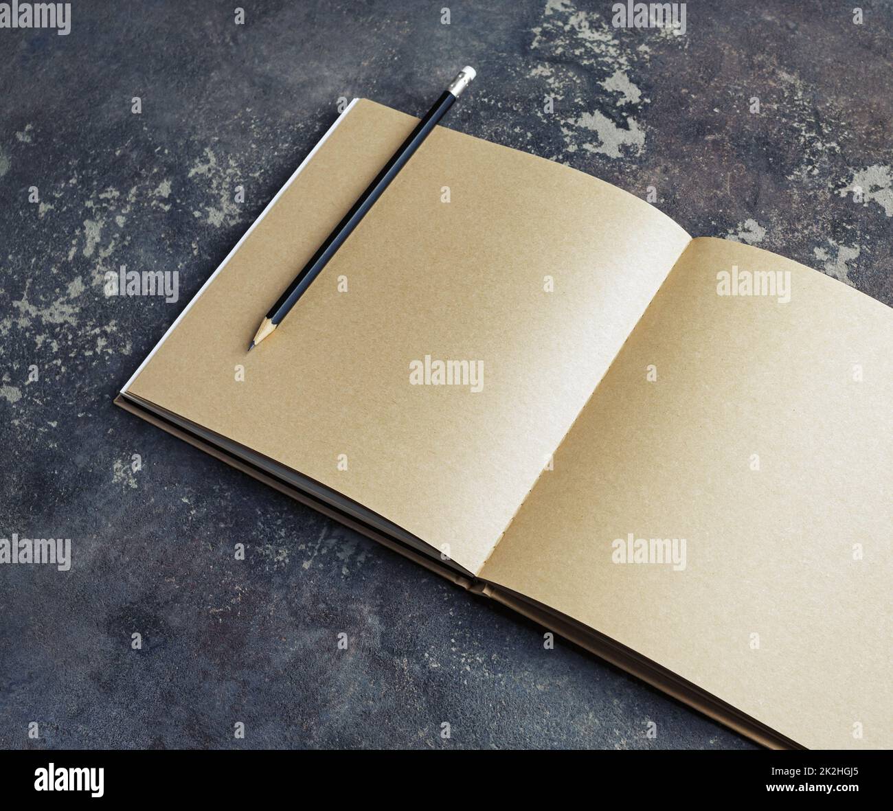 Altes Skizzenbuch, Bleistift Stockfoto