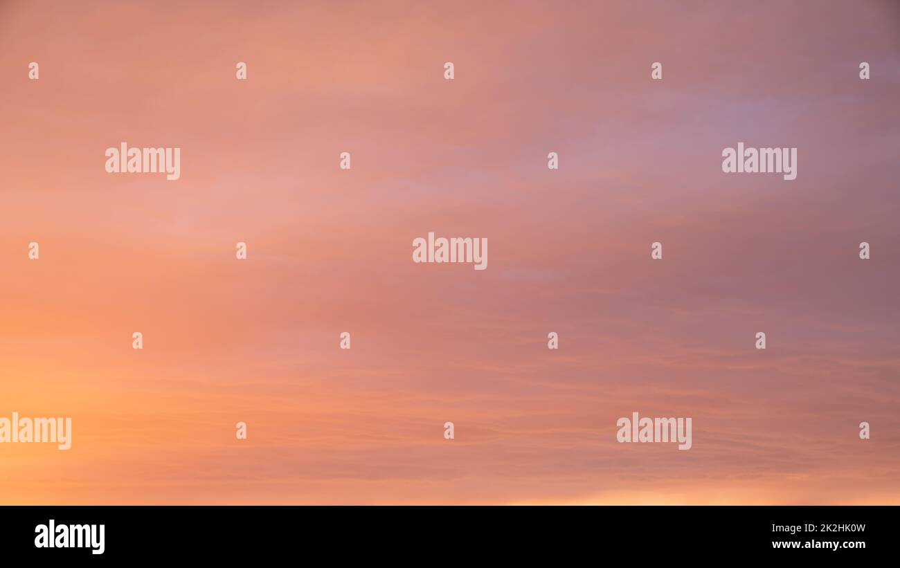 Blick auf den Himmel in Pastellfarben Stockfoto