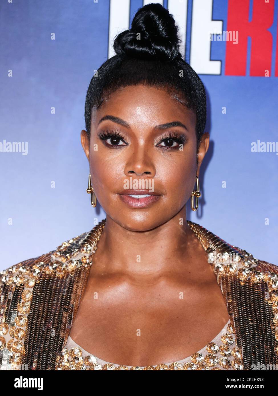 Hollywood, Usa. 22. September 2022. HOLLYWOOD, LOS ANGELES, KALIFORNIEN, USA - 22. SEPTEMBER: Die amerikanische Schauspielerin Gabrielle Union mit Valentino kommt bei der Los Angeles Special Screening von Netflix's 'The Redeem Team' an, die am 22. September 2022 im Netflix Tudum Theater in Hollywood, Los Angeles, Kalifornien, USA, stattfand. (Foto von Xavier Collin/Image Press Agency) Quelle: Image Press Agency/Alamy Live News Stockfoto