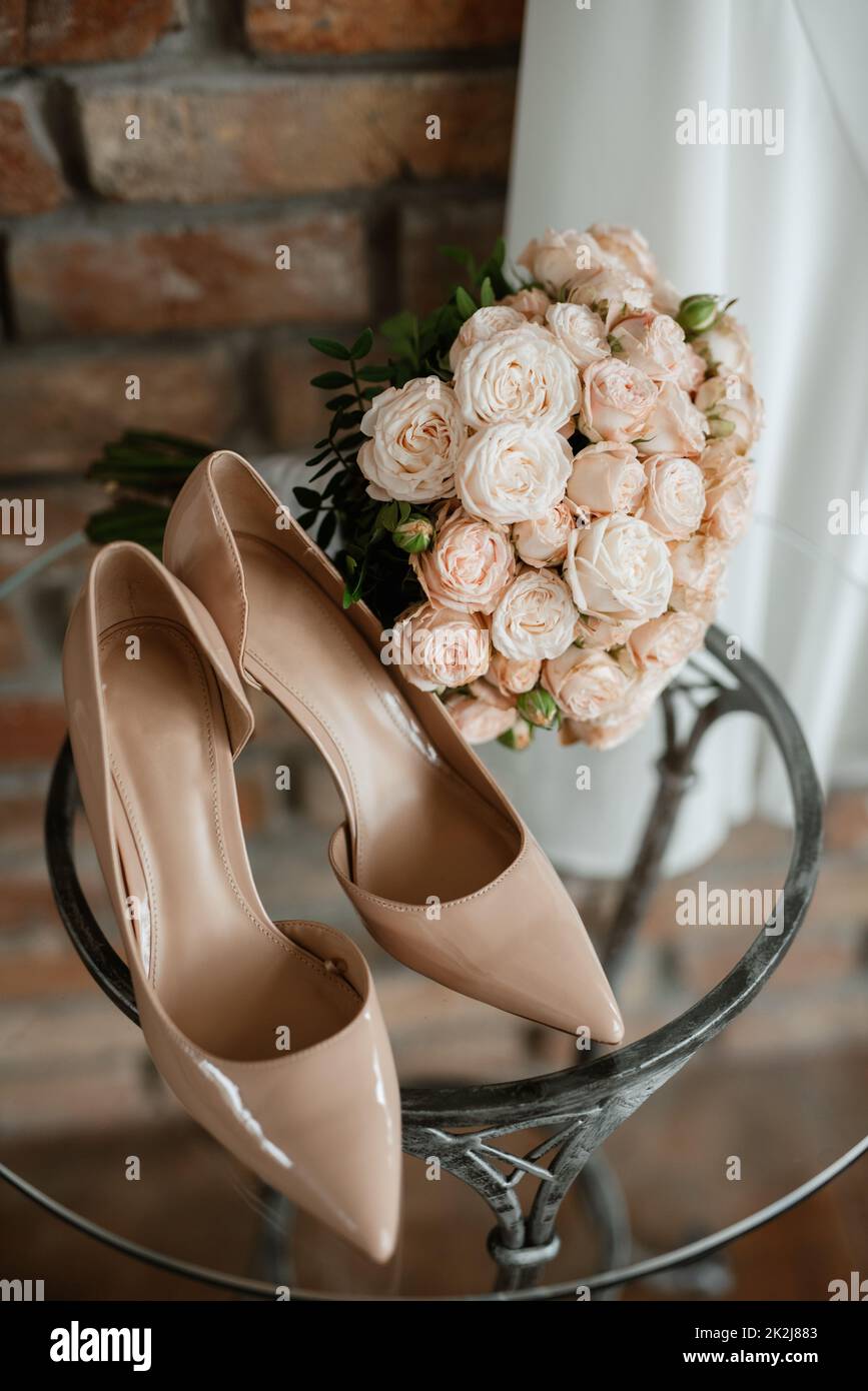 Hochzeit Schuhe der Braut, schöne Mode Stockfoto