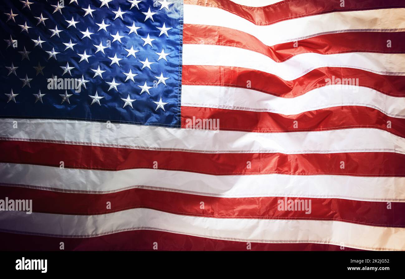Stolz darauf, Amerikaner zu sein. Zugeschnittenes Bild der amerikanischen Flagge. Stockfoto