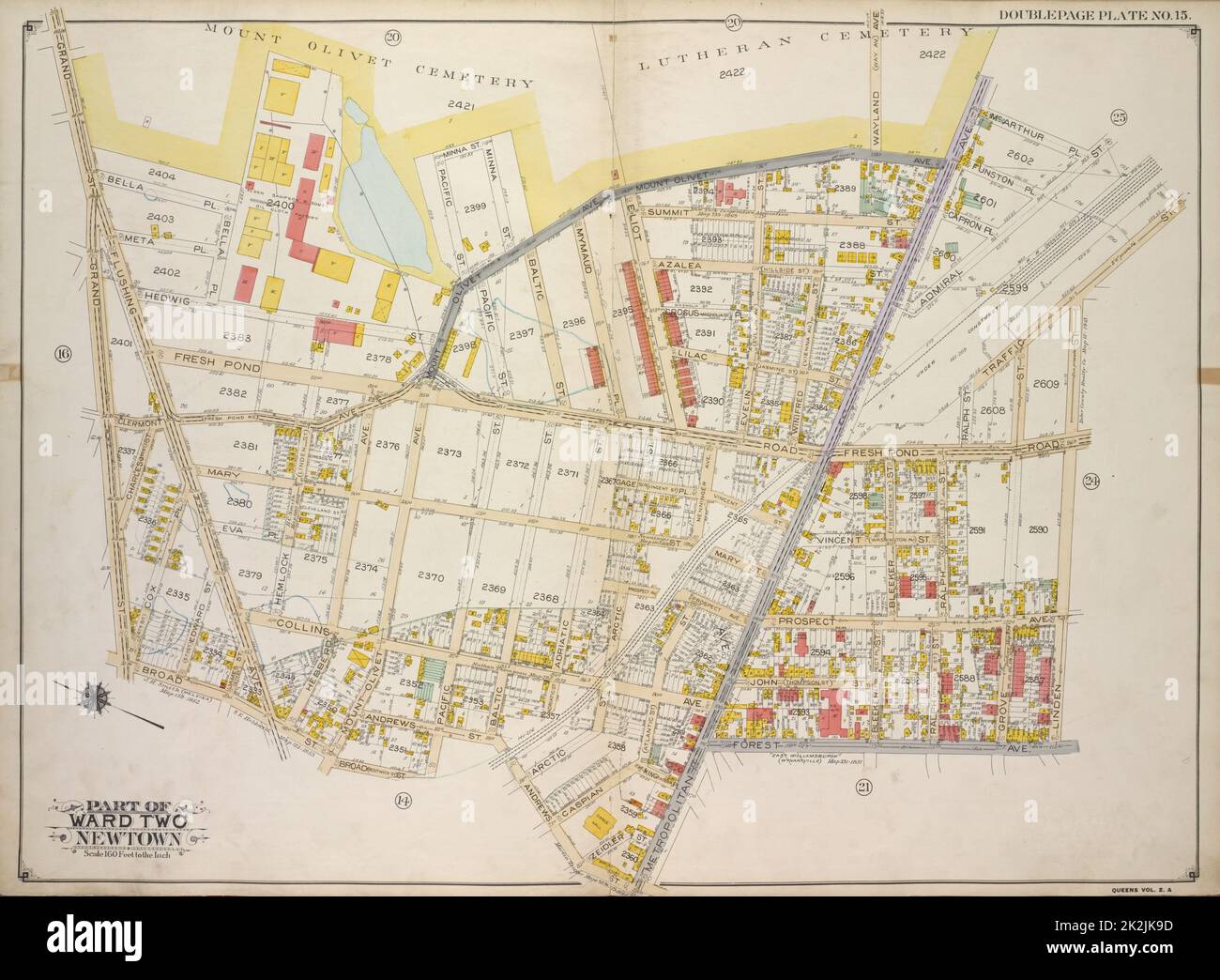 Kartografisch, Karten. 1915. Lionel Pincus und Prinzessin Firyal Map Division. Queens (New York, N.Y.), Immobilien , New York (Bundesstaat) , New York , Queens (Borough) Queens, Vol. 2A, Double Page Plate No. 15; Teil von ward Two Newtown. Karte begrenzt durch Mount Olivet Cemetery, Lutheran Cemetery, McArthur Pl., Linden St., Forest Ave.; Einschließlich Metropolitan Ave., Andrews St., Broad St., Grand St. Stockfoto