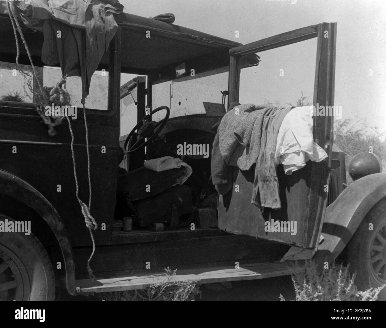 Das einzige Zuhause einer neunköpfigen Familie aus Iowa, die von Depressionen heimgeführt wurde. 1936 Aug. Stockfoto