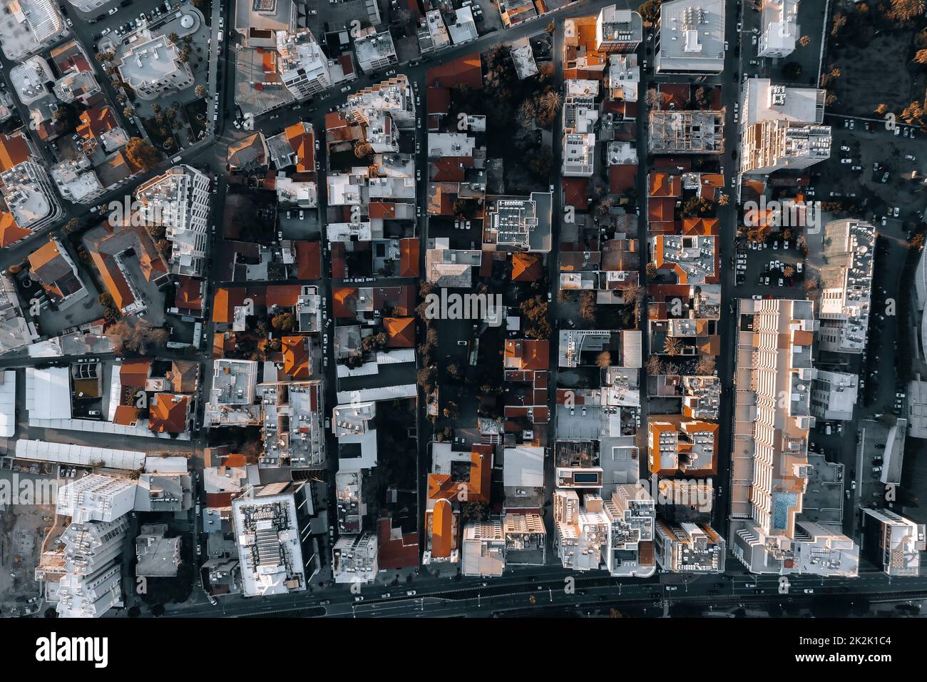 Blick von oben auf das Stadtgebiet von Limassol. Zypern Stockfoto