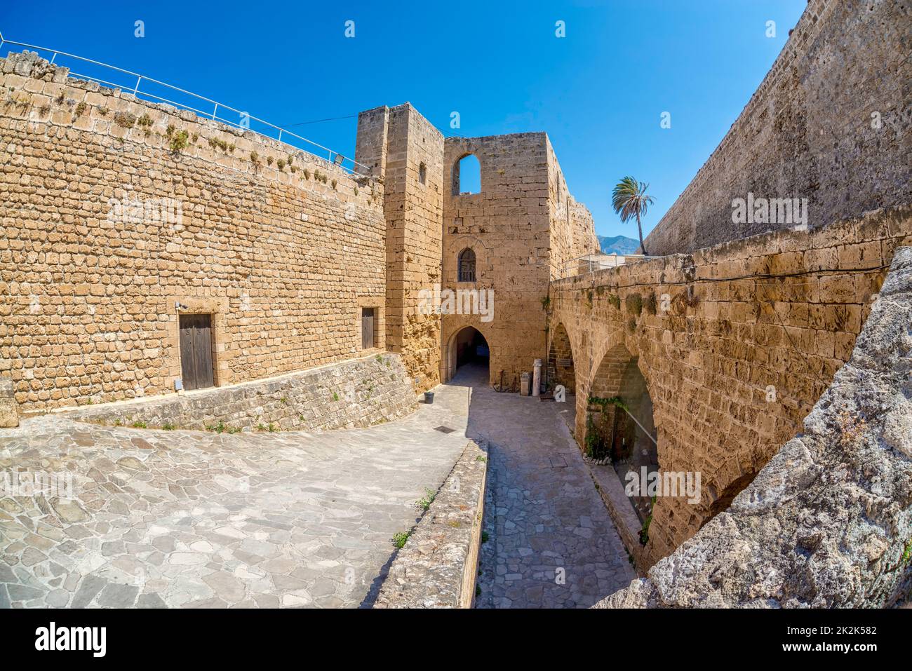 Eingang des mittelalterlichen venezianischen Burg in Kyrenia, Zypern Stockfoto