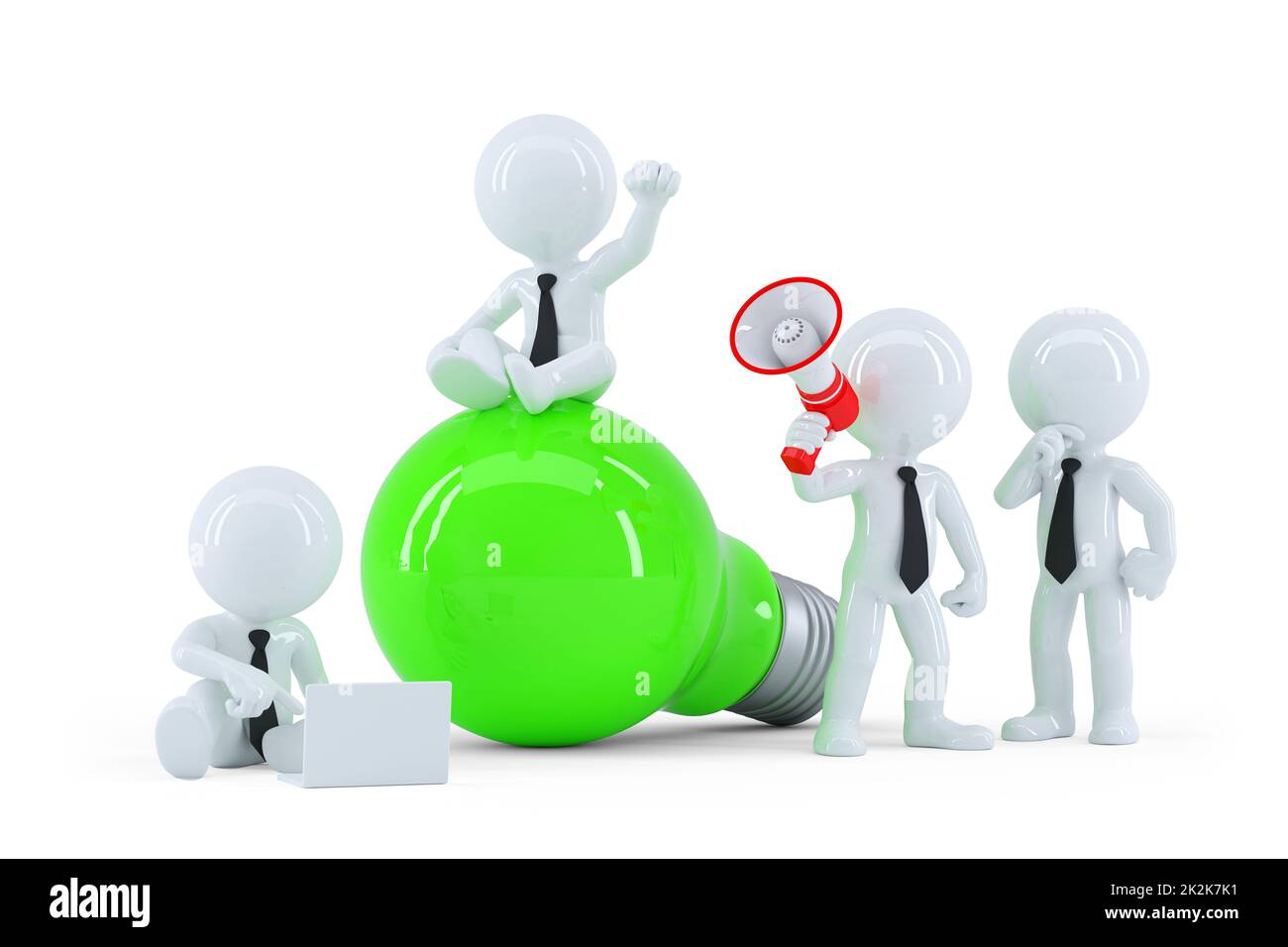Glückliches Business-Team mit grüner Glühbirne. Geschäftskonzept Stockfoto