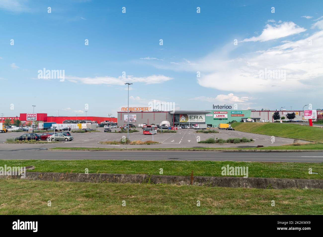 Oradea, Rumänien - 9. Juni 2022: Einkaufszentrum Era. Stockfoto