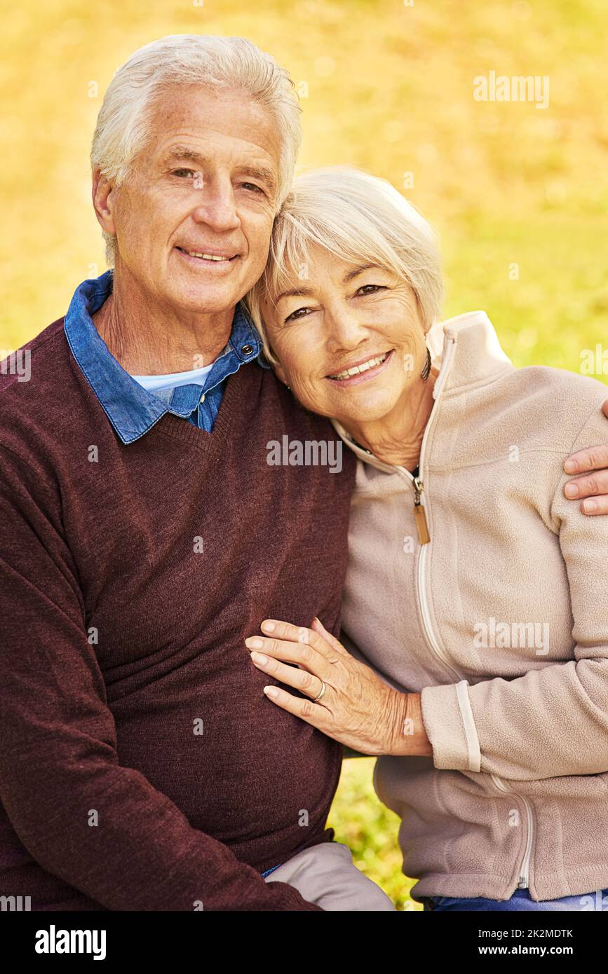 Mit jedem Jahr wird unsere Liebe stärker Stockfoto