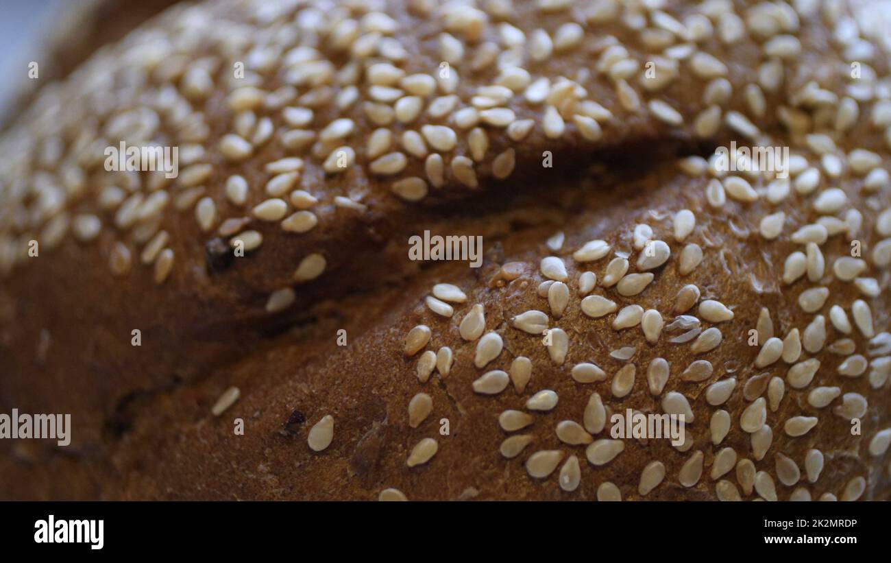 Whole Wheat Brot Gebacken Zu Hause Mit Bio-Zutaten Stockfoto