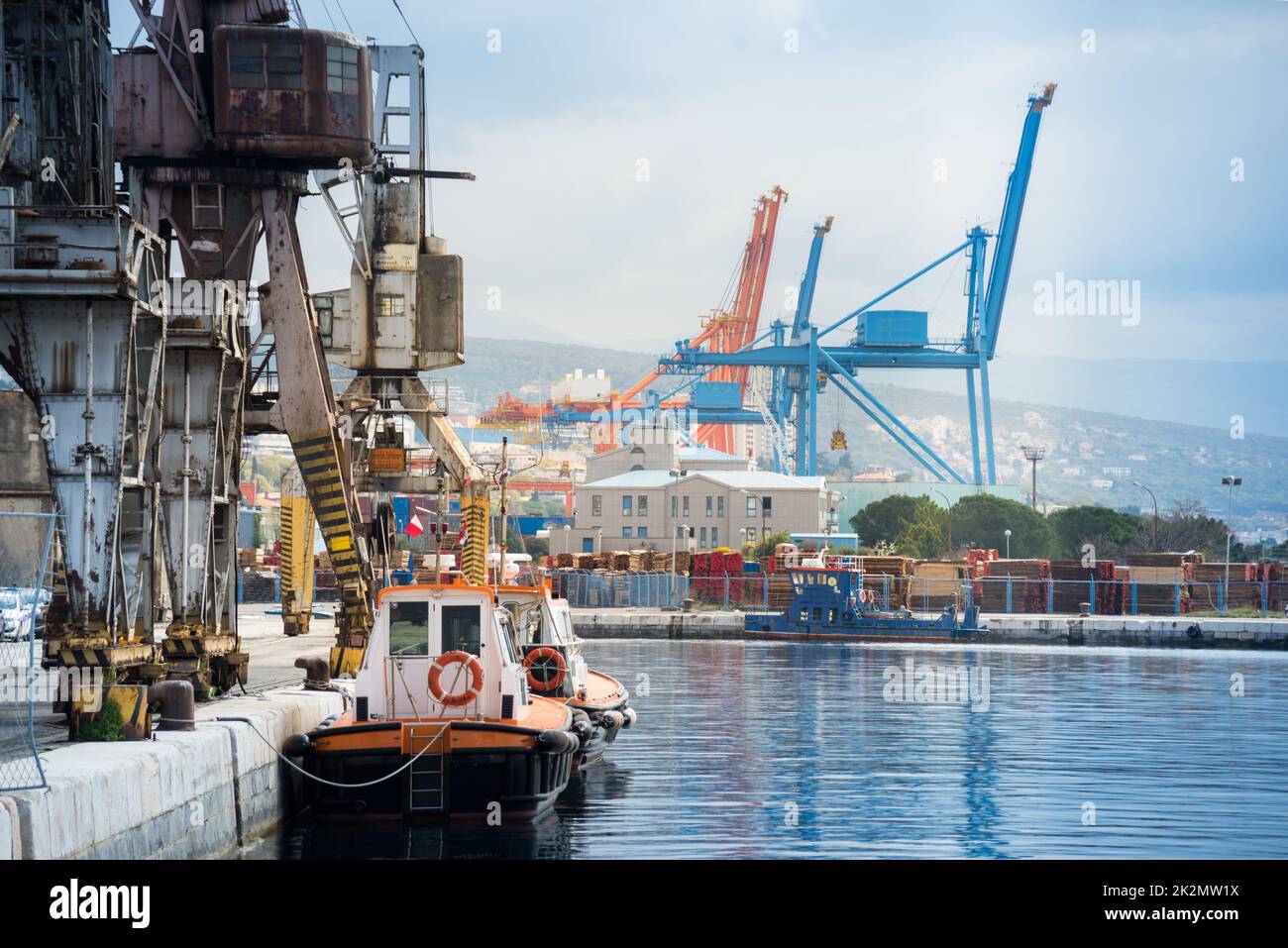 Blick auf Hafen Rijeka in Kroatien Stockfoto
