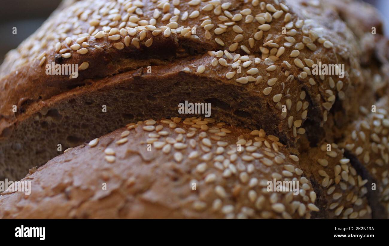 Whole Wheat Brot Gebacken Zu Hause Mit Bio-Zutaten Stockfoto