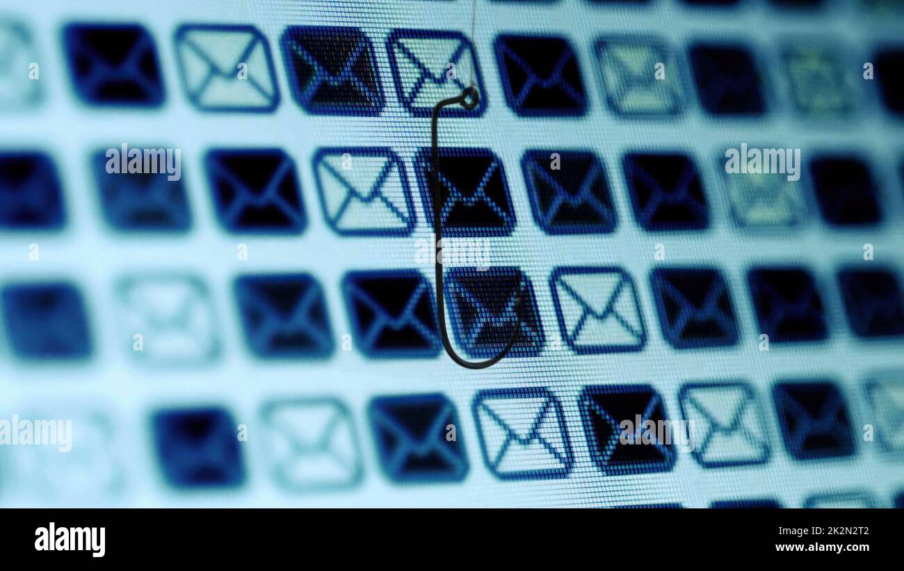 Fisch Haken gegen Mail Bacround Phishing-Konzept Stockfoto