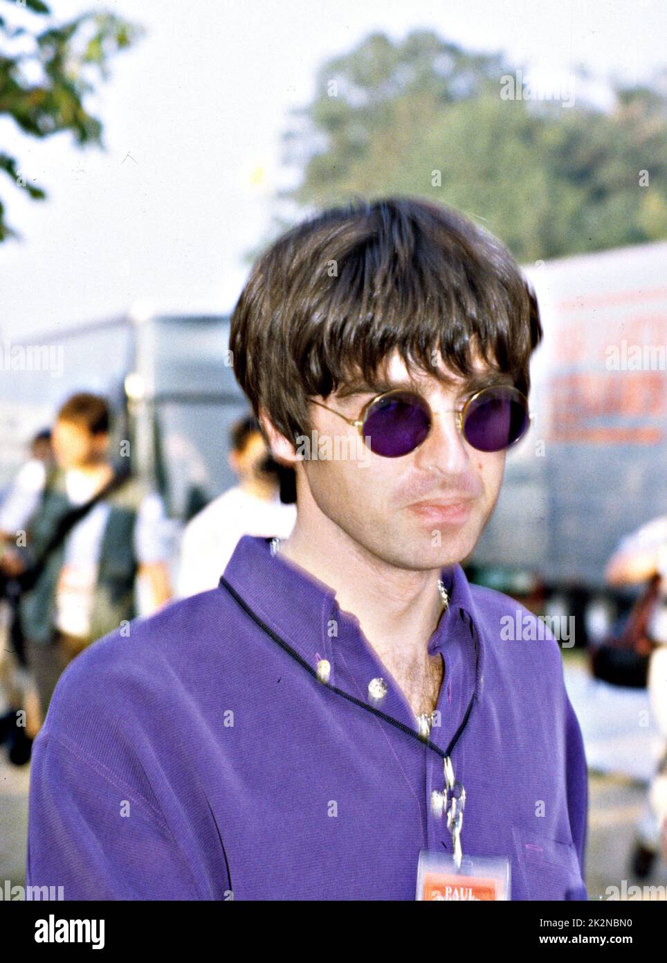 NOEL GALLAGHER ; Backstage at A Lazy Sunday Afternoon in Finsbury Park, London, UK ; 21. August 1996 ; Credit : Mel Longhurst / Performing Arts Images ; www.performingartsimages.com Stockfoto