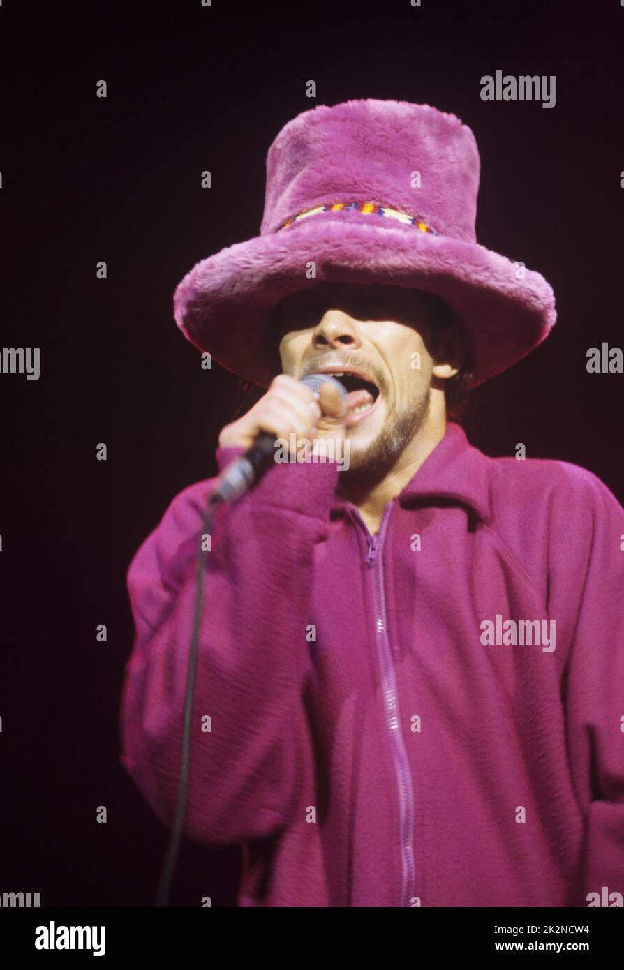 JAMIROQUAI ; Jay Kay (Gesang) ; live in der Royal Albert Hall, London, UK ; 1996 ; Credit : Mel Longhurst / Performing Arts Images ; www.performingartsimages.com Stockfoto