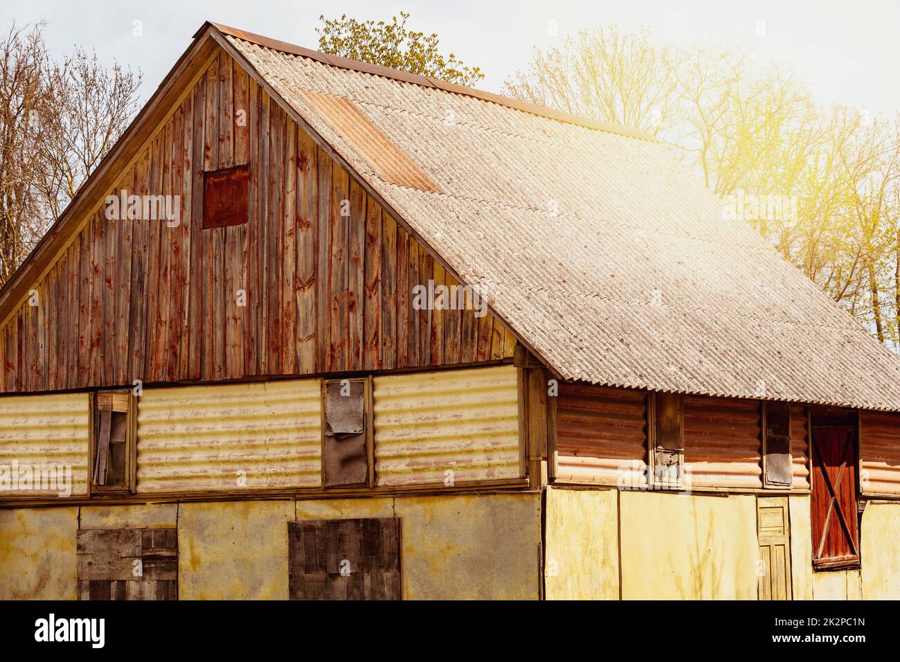 Verwitterte alte Holz Bauernhaus Hütte Stockfoto