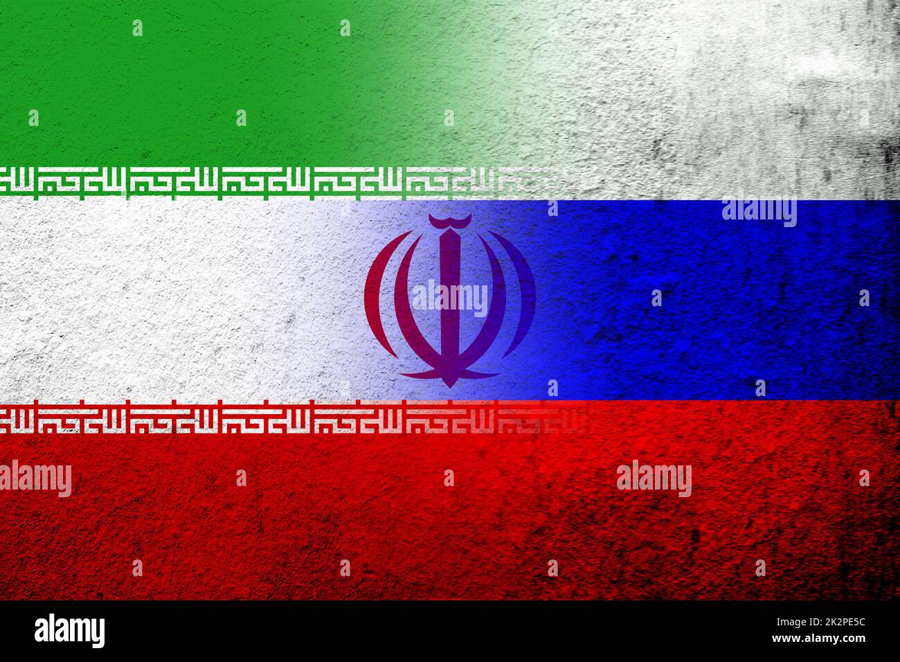 Nationalflagge der Russischen Föderation mit der Islamischen Republik Iran Nationalflagge. Grungen Hintergrund Stockfoto