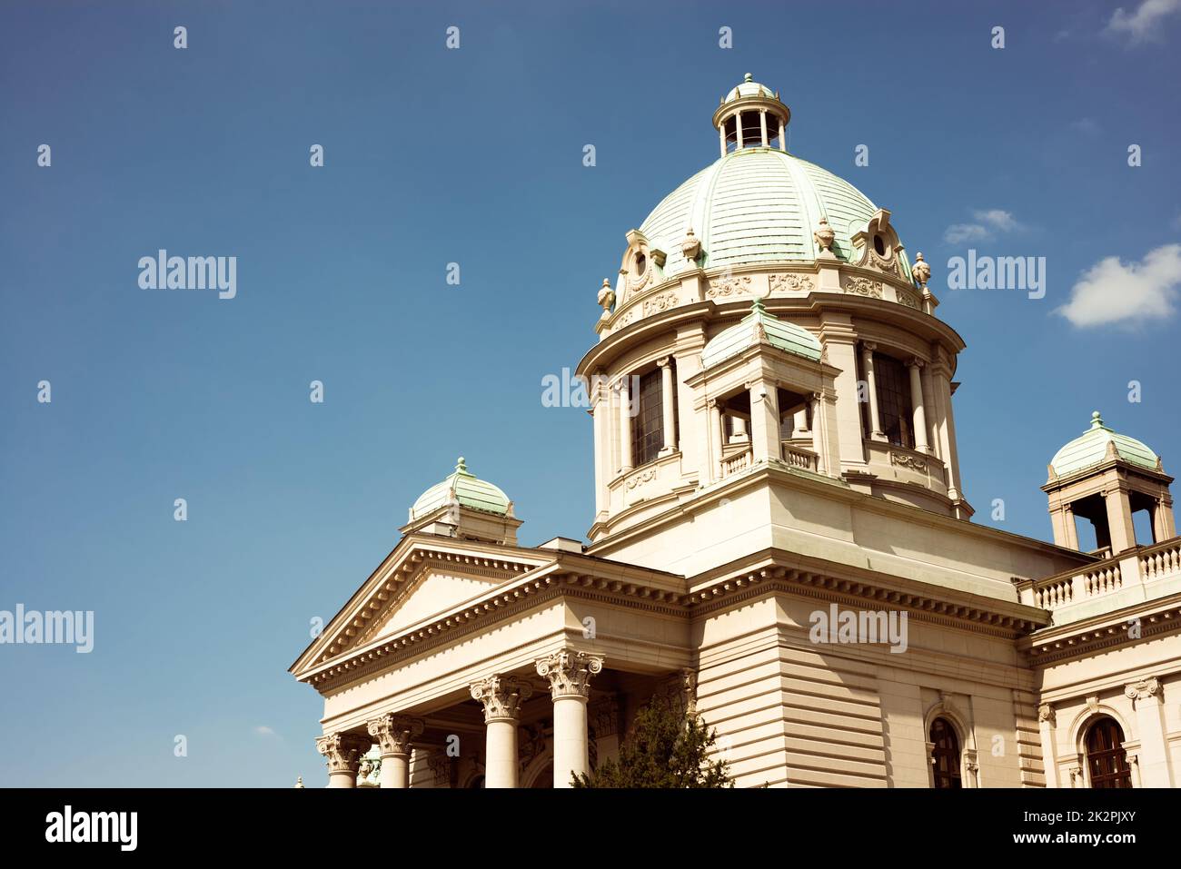 Haus der Nationalversammlung in Belgrad, Serbien. Farbton eingestellt Stockfoto