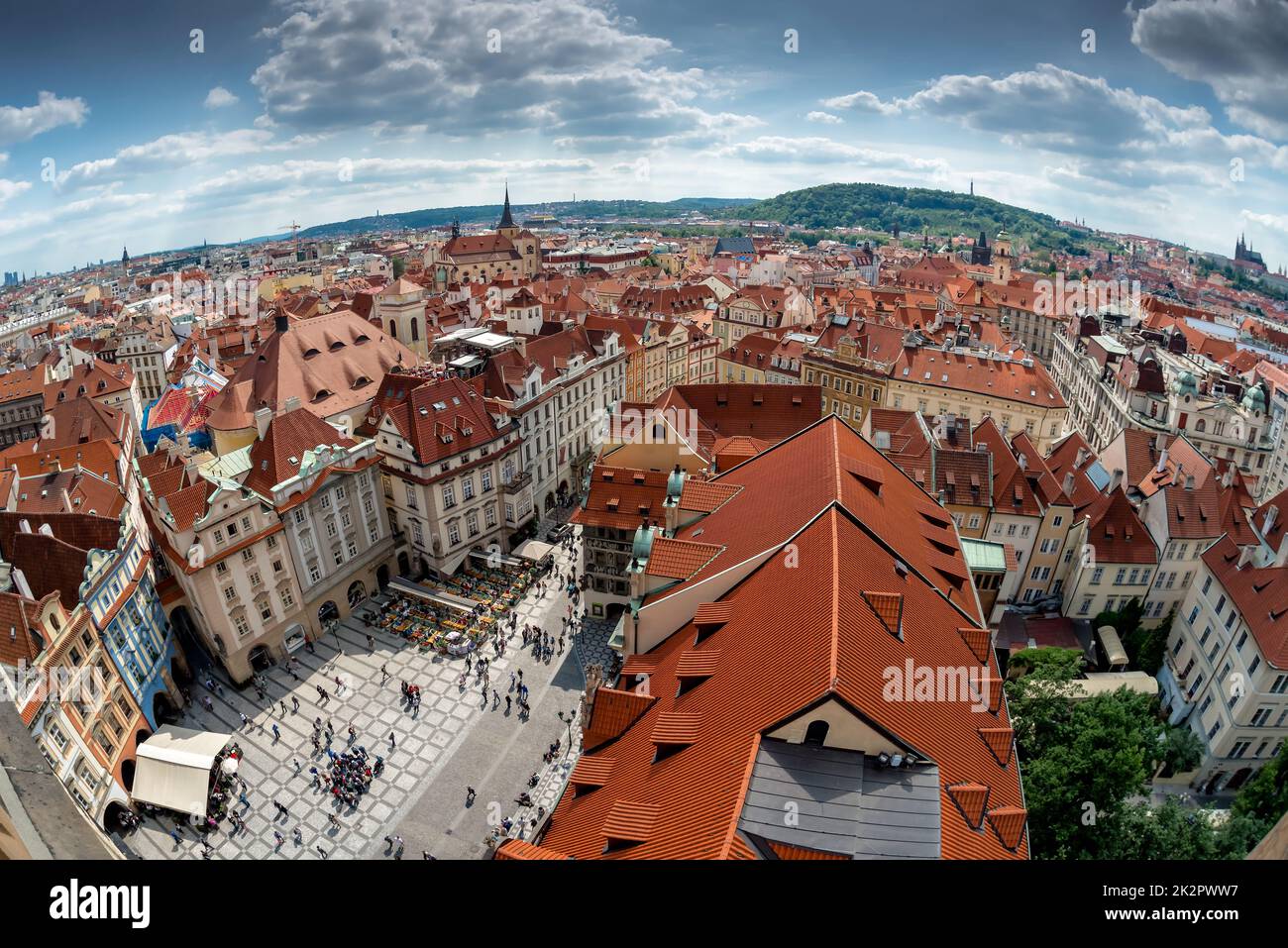 Aussicht auf das historische Zentrum von Prag aus dem Alten Rathaus. Prag, Tschechische Republik Stockfoto