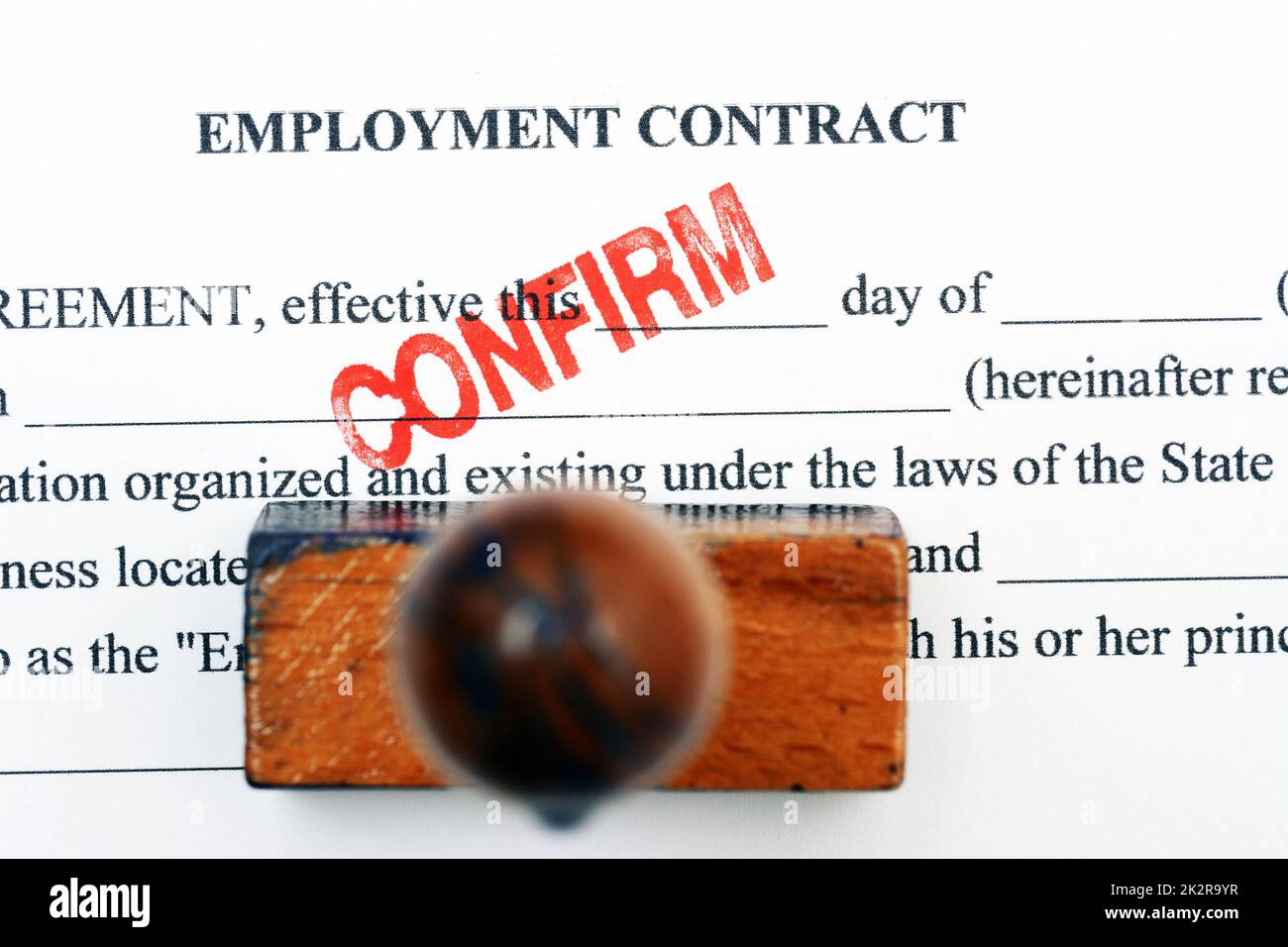 Beschäftigung Vertrag - bestätigen Stockfoto