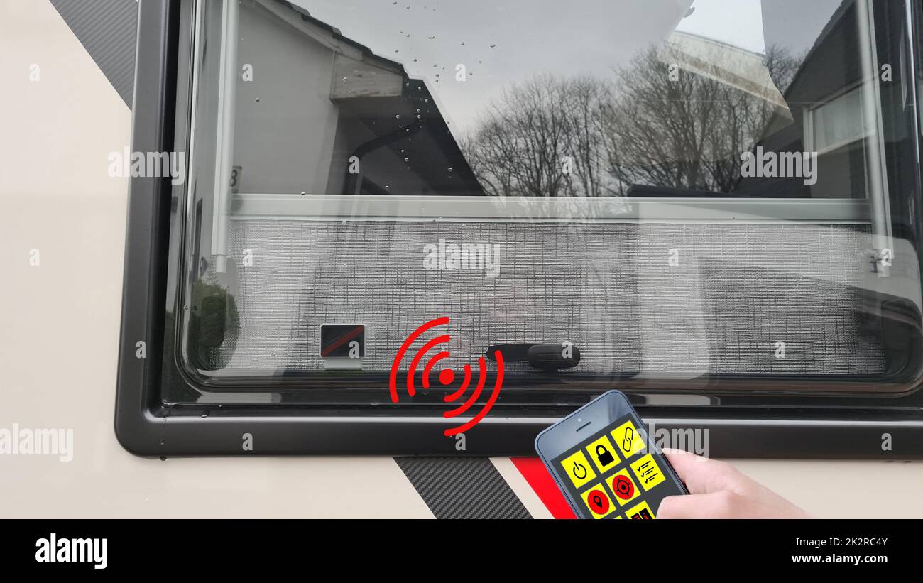 Kontakt eines Alarmsystems am Fenster Stockfoto