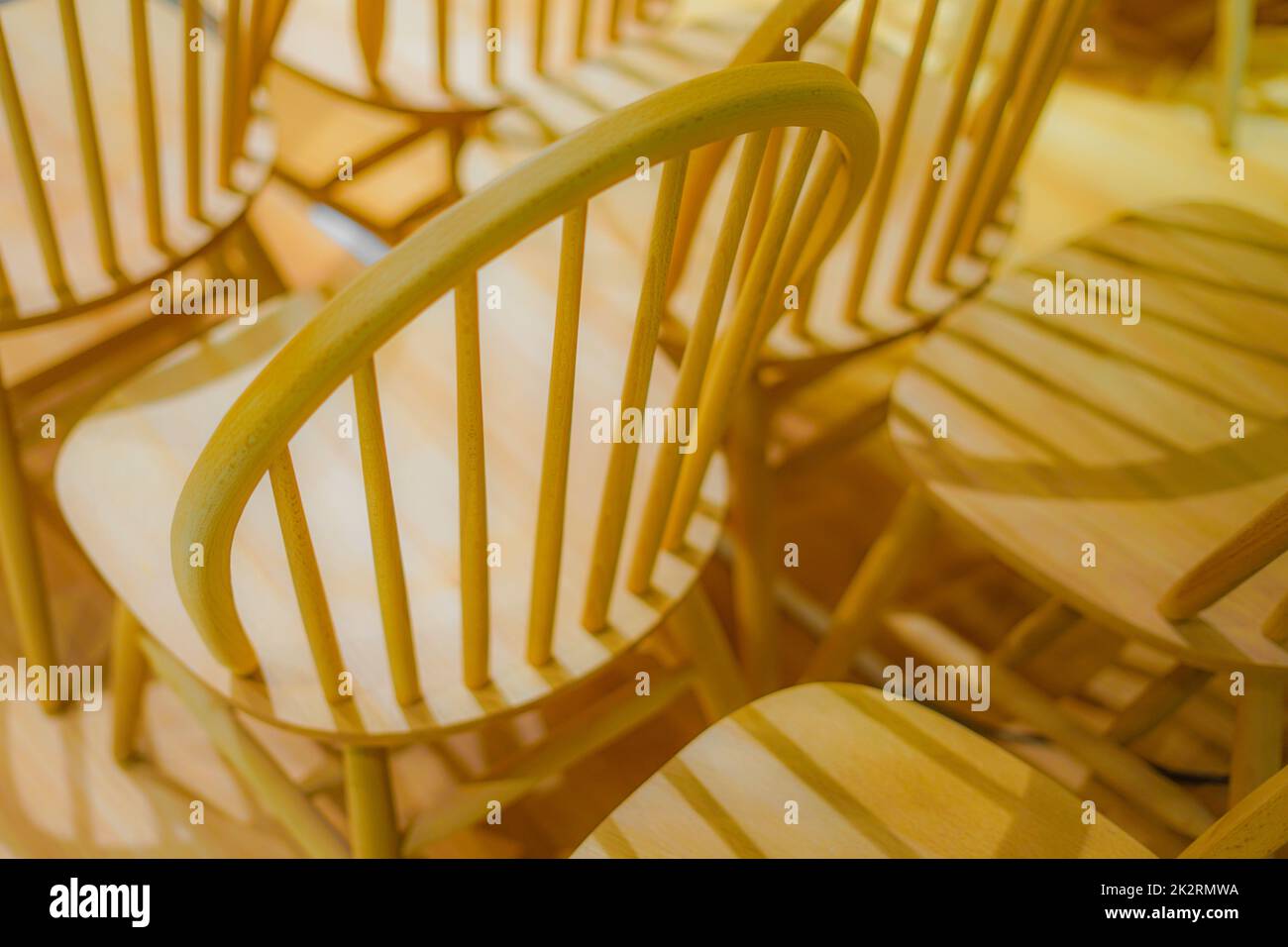 Holzstuhl (Bildinnenseite) Stockfoto