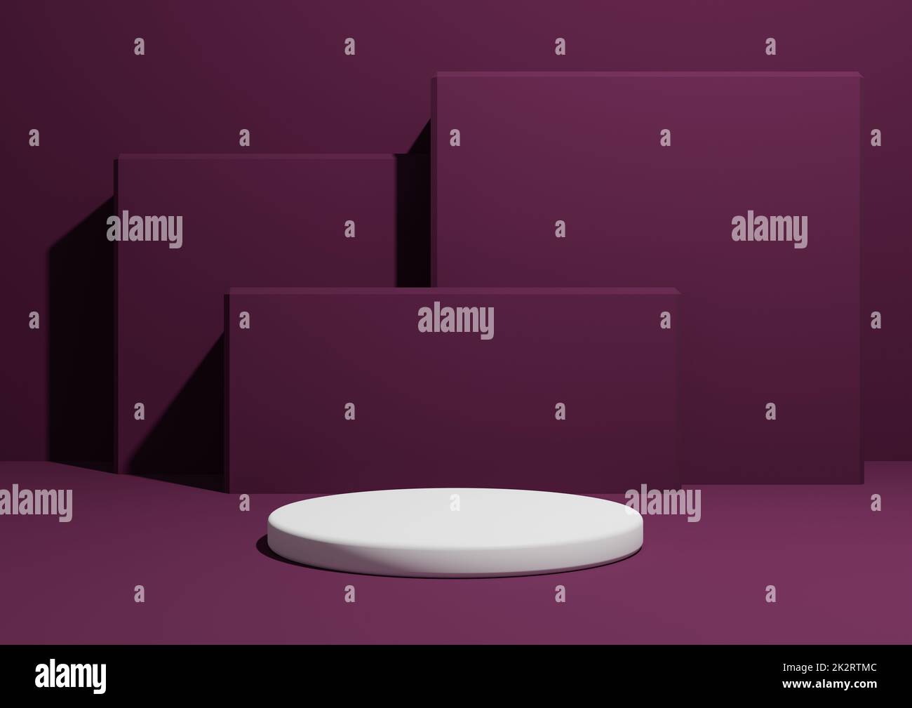 Dunkles Magenta, Violett, 3D-Wiedergabe eines einfachen, minimalen Produktanzeigehintergrunds mit einem Podium oder Ständer und geometrischen quadratischen Formen im Hintergrund. Stockfoto