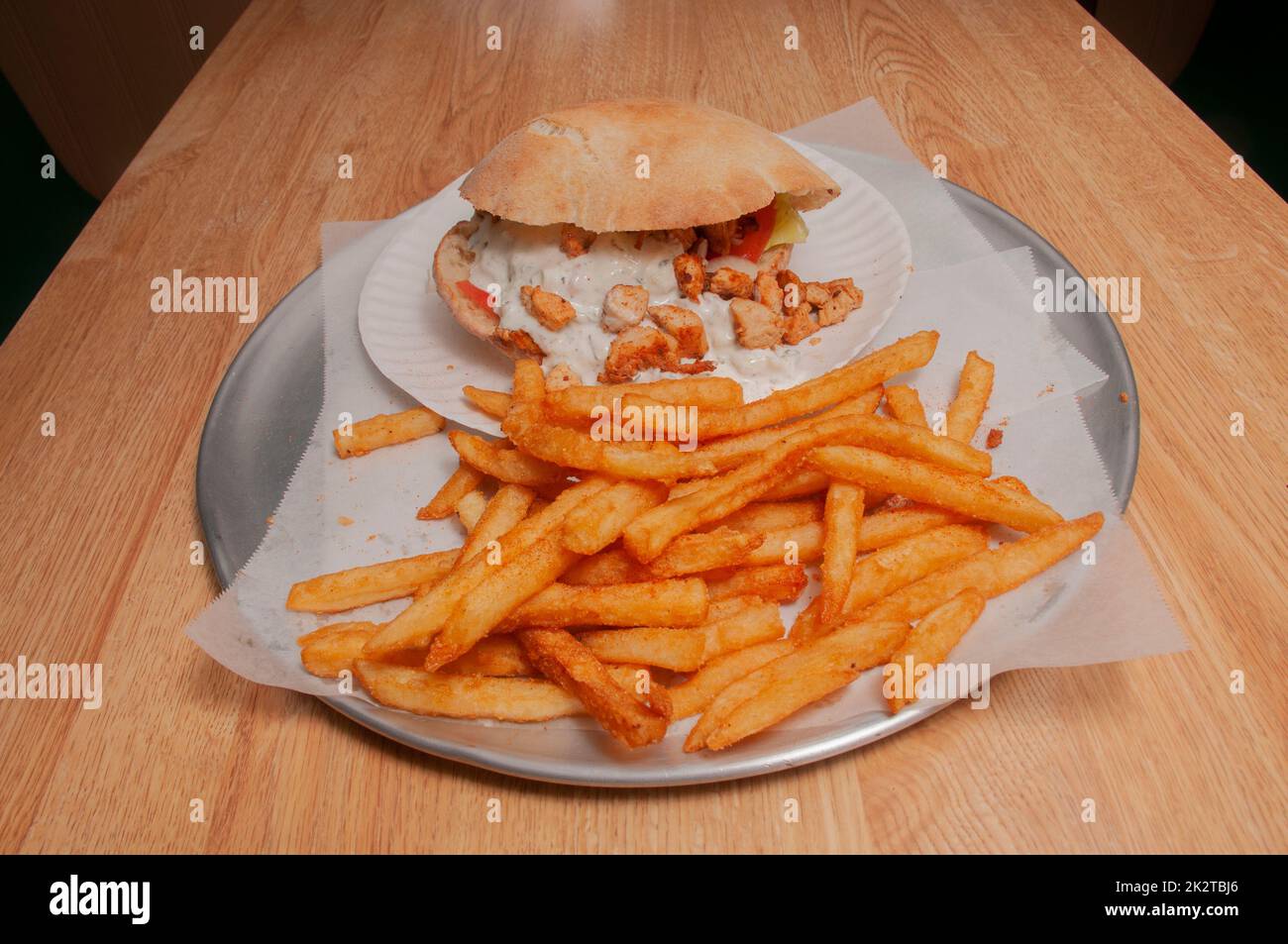 Köstliches Gegrilltes Hühnchen Gyro Stockfoto