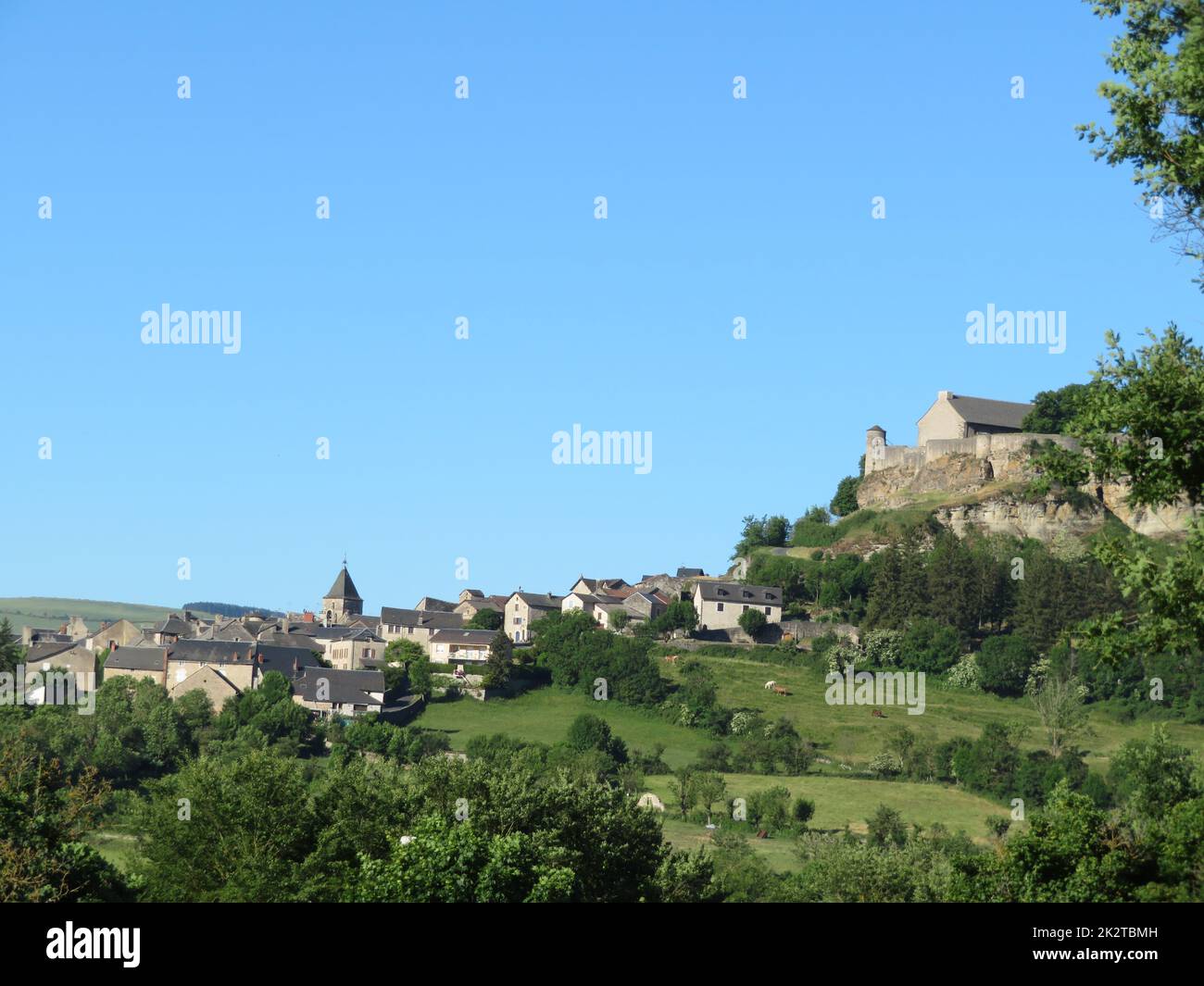 Landschaft der französischen Landschaft mittelalterlichen Dorf alten Touristen Stockfoto