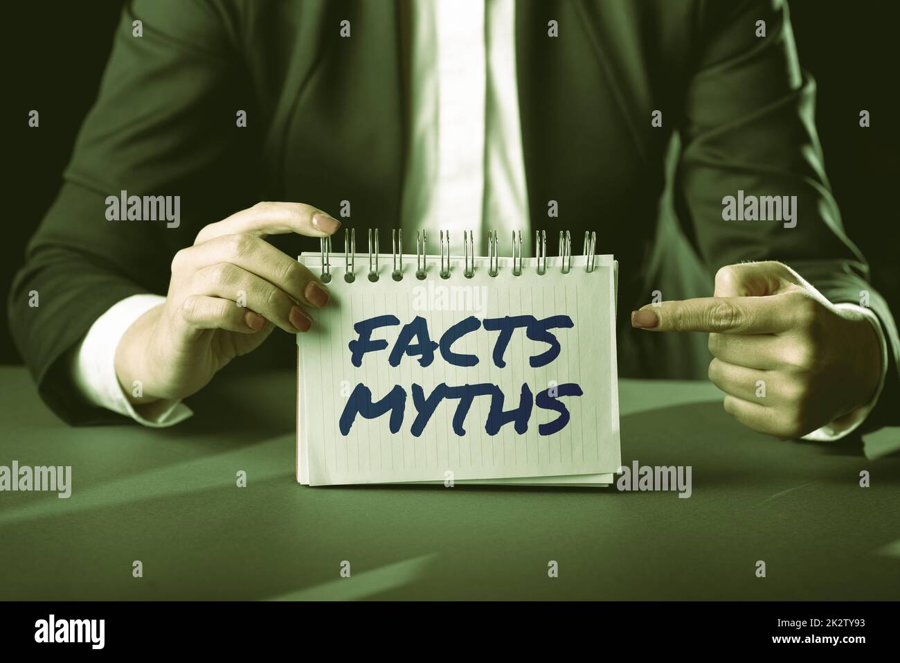 Handschrift Text Fakten Mythen. Internet-Konzept Arbeit basiert auf Phantasie und nicht auf realen Unterschied -47874 Stockfoto
