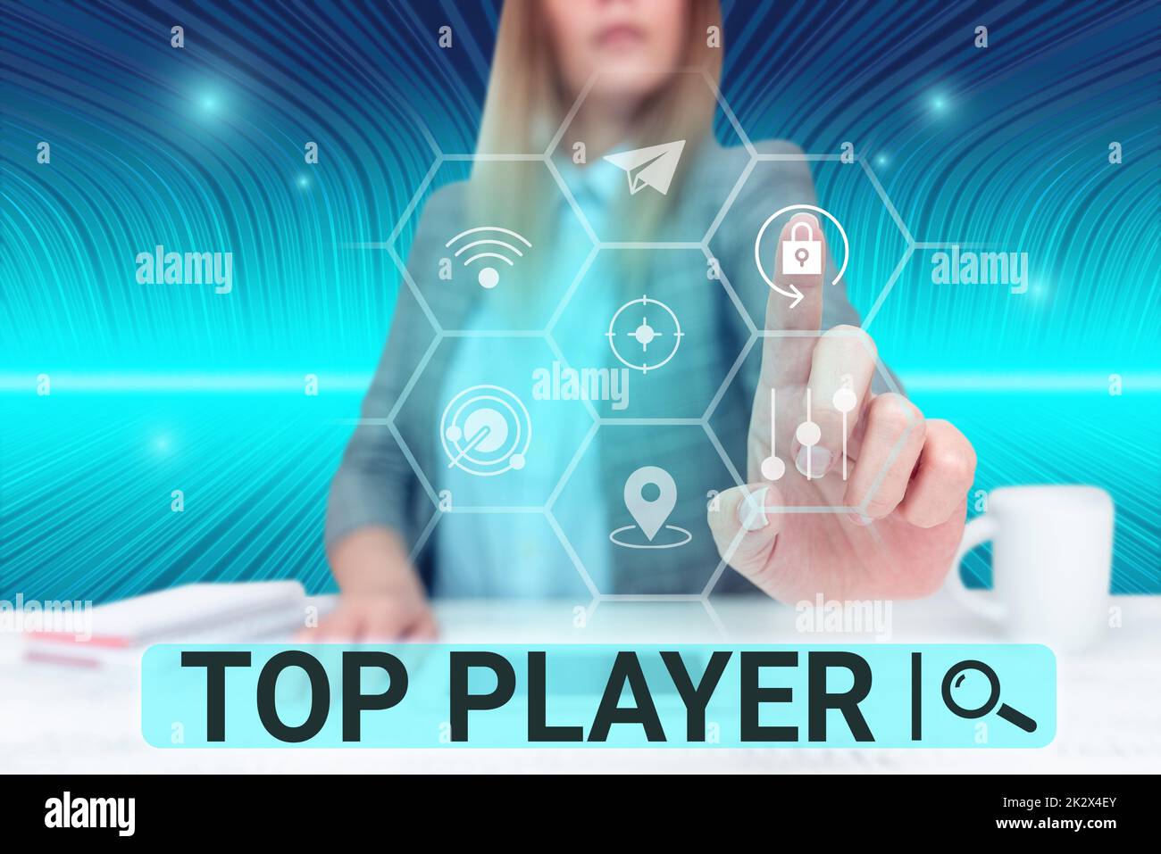 Text zeigt Inspiration Top Player. Business-Showcase ist die beste Wahl in Sportspielen wie Fußball oder elektronischen Einsen Lady in Anzug zeigt mit dem Finger nach oben und symbolisiert erfolgreiche Teamarbeit. Stockfoto