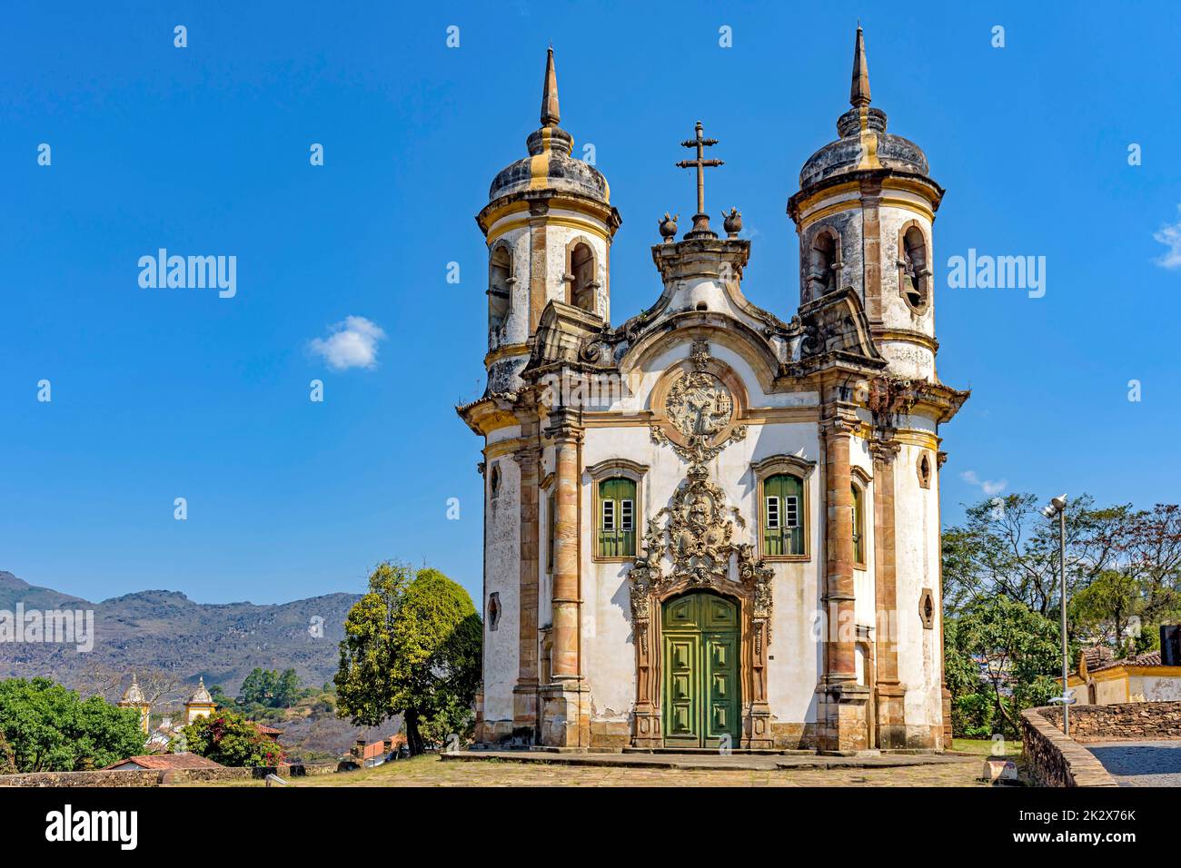 Historische Kirche im Barockstil in Ouro Preto Stockfoto