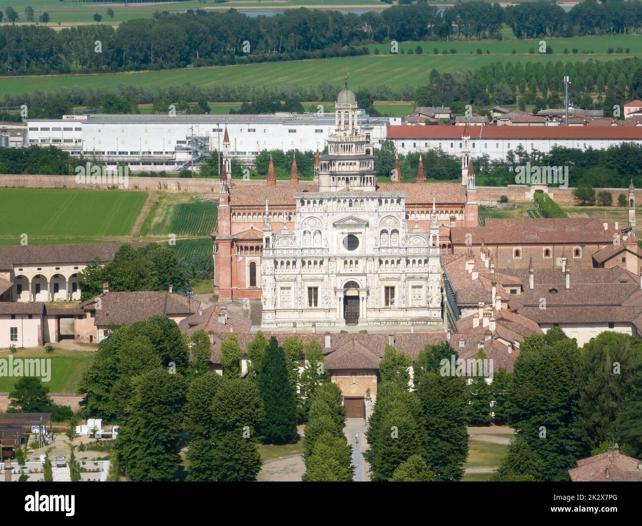 Certosa di Pavia am sonnigen Tag aus der Nähe Stockfoto