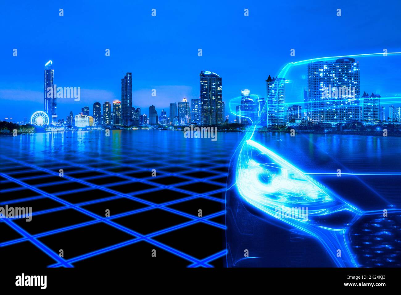 Moderner SUV mit Stadtlandschaft im futuristischen Fahrzeugkonzept. Elektrofahrzeug in Smart City bei Nacht. Futuristisches autonomes Auto. Fahrerloses autonomes Fahrzeug. Selbstfahrende Fahrzeugtechnik. Stockfoto