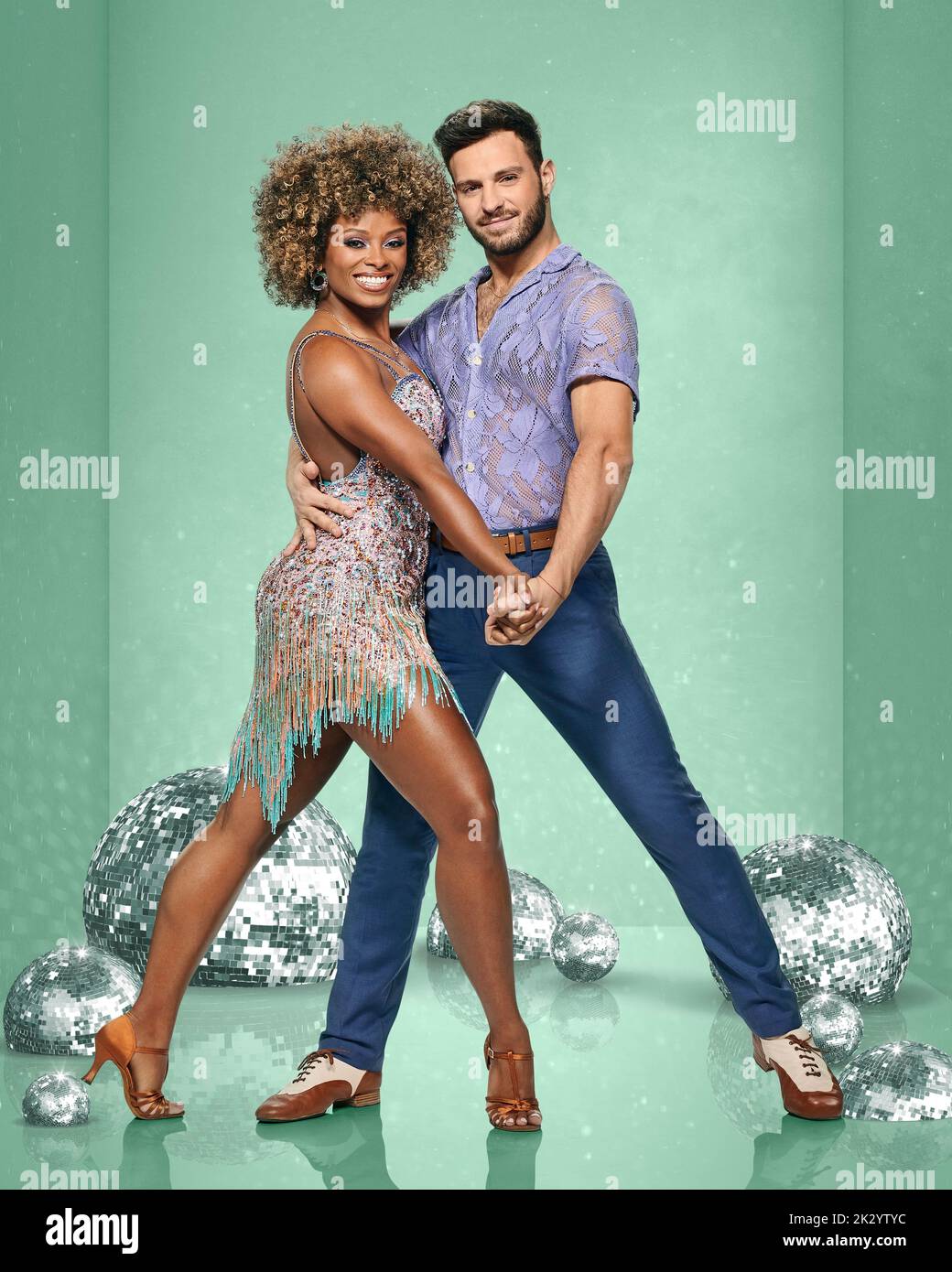 Nur zur Verwendung in Großbritannien, Irland oder den Benelux-Ländern Undatiertes BBC-Handout-Foto von Fleur East und Vito Coppola, der in Strictly Come Dancing 2022 zusammen tanzen wird. Ausgabedatum: Freitag, 23. September 2022. Siehe PA Story Showbiz streng. Bildnachweis sollte lauten: Ray Burmiston/BBC/PA Drahthinweis FÜR REDAKTEURE: Nicht mehr als 21 Tage nach der Ausgabe. Sie dürfen dieses Bild ohne Gebühr nur zum Zwecke der Veröffentlichung oder Berichterstattung über aktuelle BBC-Sendungen, Mitarbeiter oder andere BBC-Sendungen oder -Aktivitäten innerhalb von 21 Tagen nach der Ausgabe verwenden. Jede Verwendung nach dieser Zeit MUSS über BBC Picture Publicity freigegeben werden. Pl Stockfoto