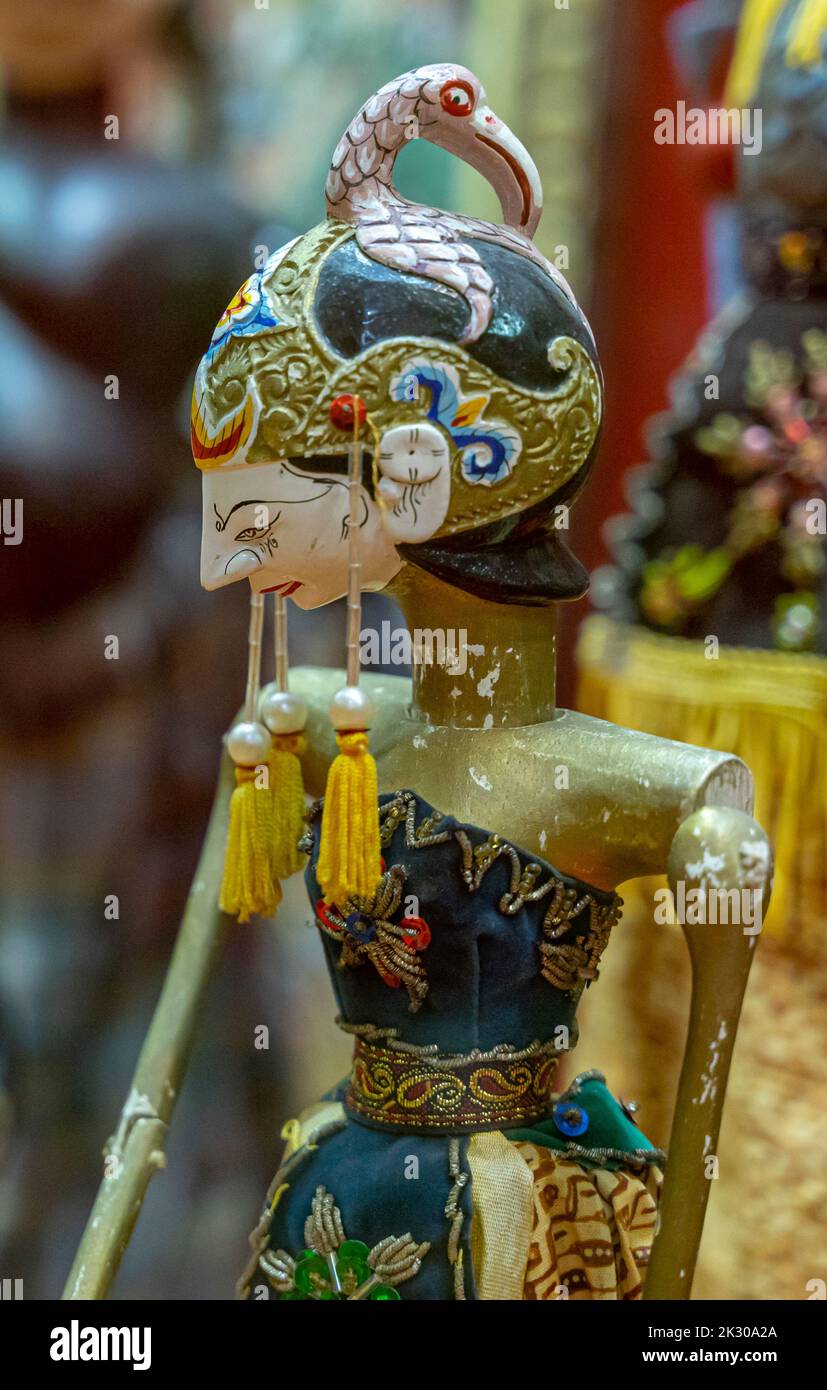 Marionetten, traditionelles Theater Vajang Golek. Wayang Golek ist eine der traditionellen sundanischen Marionettenkunst aus West-Java, Indonesien. Stockfoto