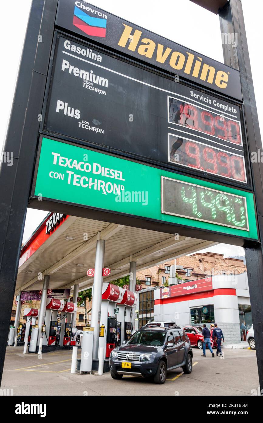 Bogota Kolumbien, Chapinero Norte Avenida Carrera 7, Texaco Tankstelle Preise Schild Chevron Havoline Benzinpreise Premium Stockfoto Bogota Kolumbien, Chapinero Norte Avenida Carrera 7, Texaco Tankstelle Preise Schild Chevron Havoline Benzinpreise Premium Stockfoto