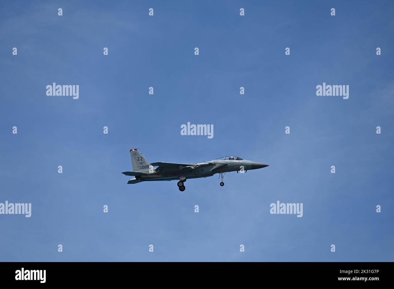 McDonnell Douglas F-15 Eagle-Kampfjet auf dem Weg nach Kadena ab, Japan. Stockfoto