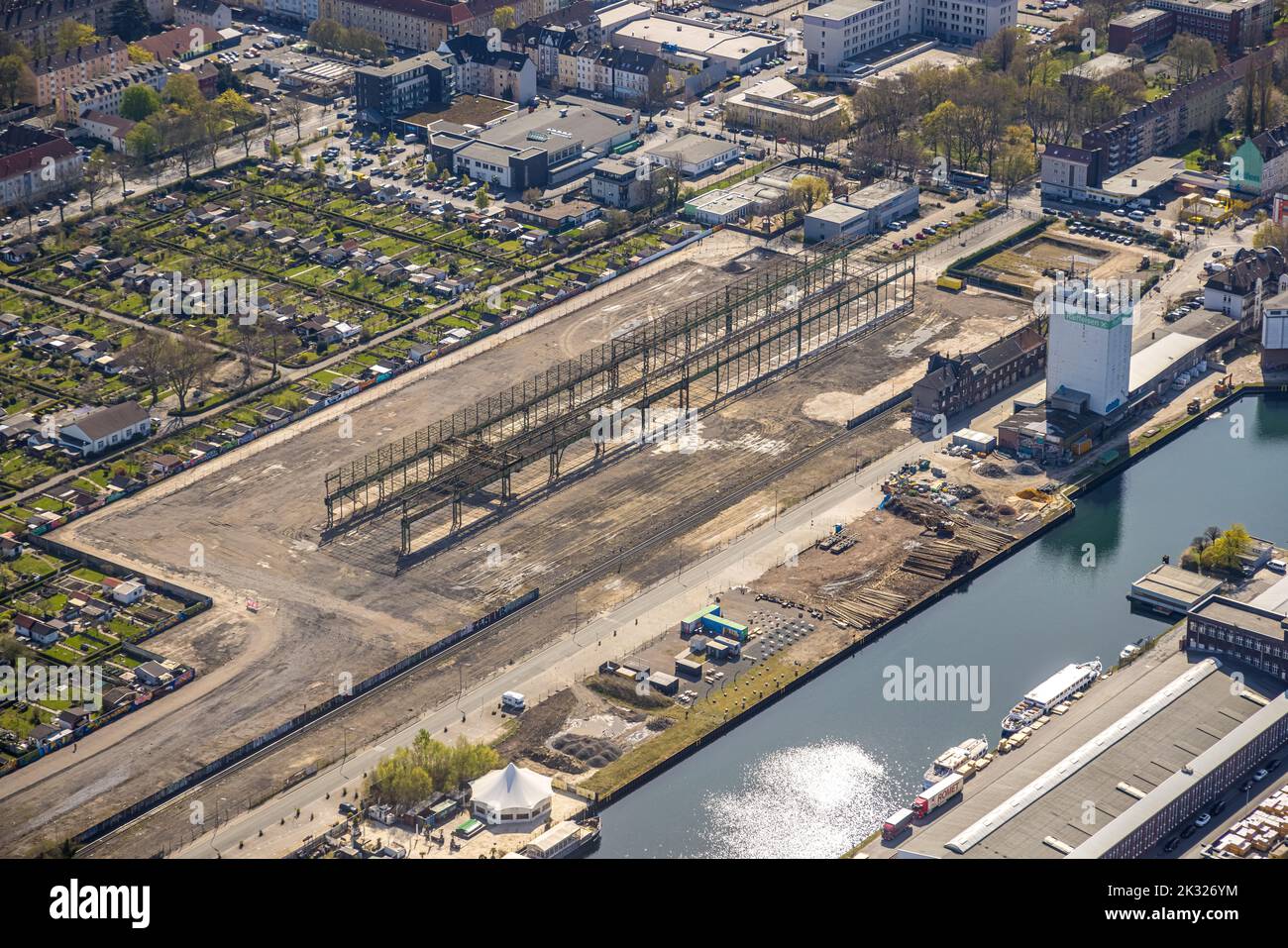 Luftaufnahme, Hafengebiet in Nordstadt, Gerüst Speicherstraße, Hafen